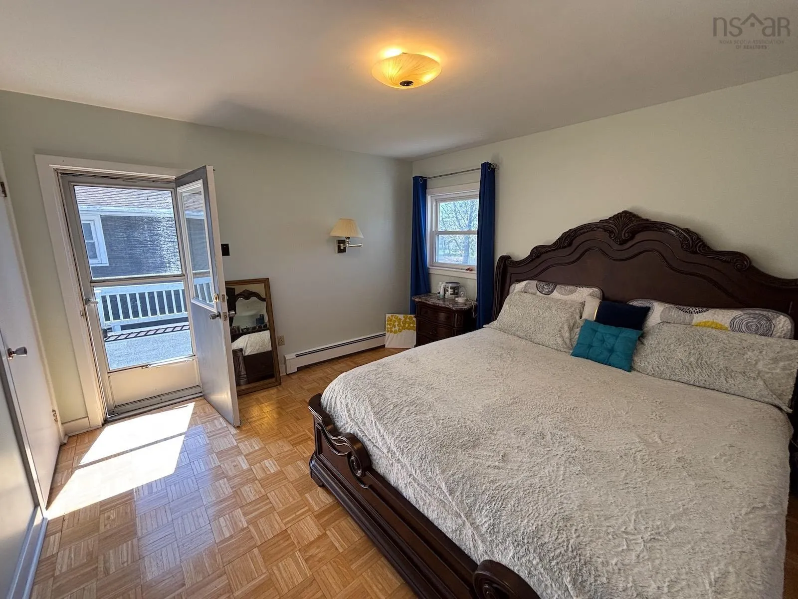 10 Park Street, Yarmouth Ns B5a 2a5, 3 Bedrooms Bedrooms, ,2 BathroomsBathrooms,Residential,For Sale,Park,202508537