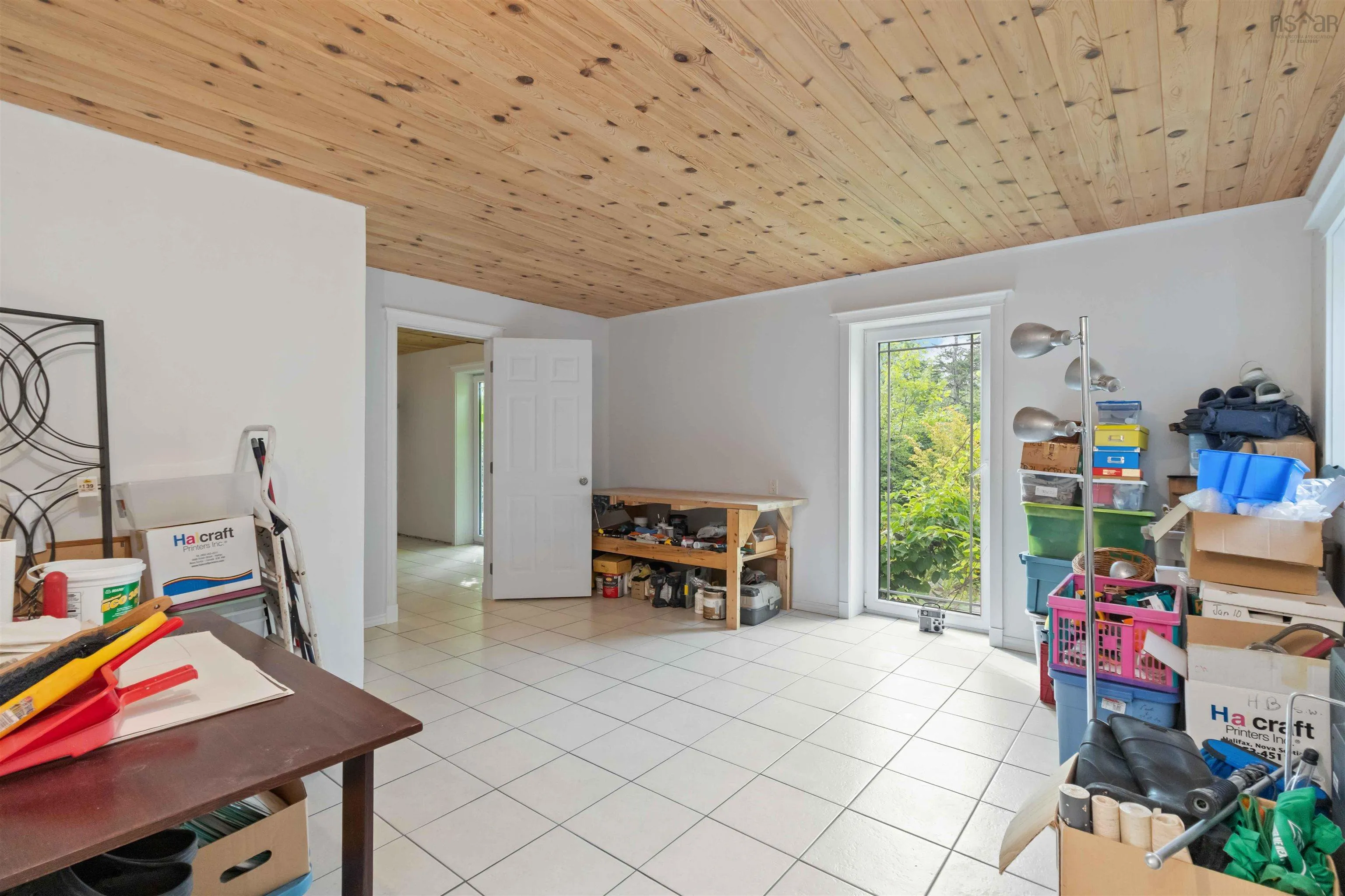 40 Big Rock Lane, East Chester, NS B0J 1J0, 2 Bedrooms Bedrooms, ,3 BathroomsBathrooms,Residential,For Sale,Big Rock,202519850