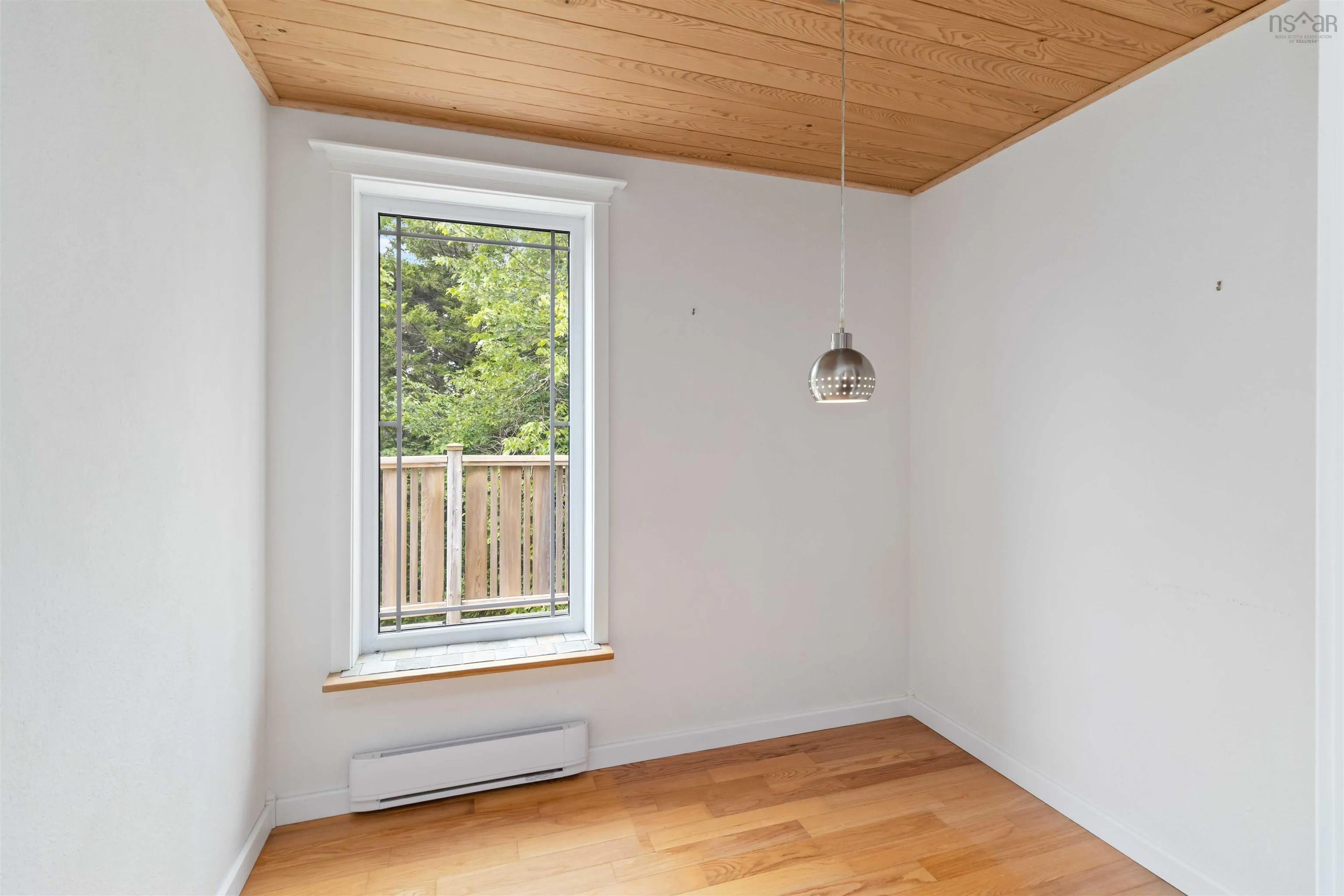 40 Big Rock Lane, East Chester, NS B0J 1J0, 2 Bedrooms Bedrooms, ,3 BathroomsBathrooms,Residential,For Sale,Big Rock,202519850
