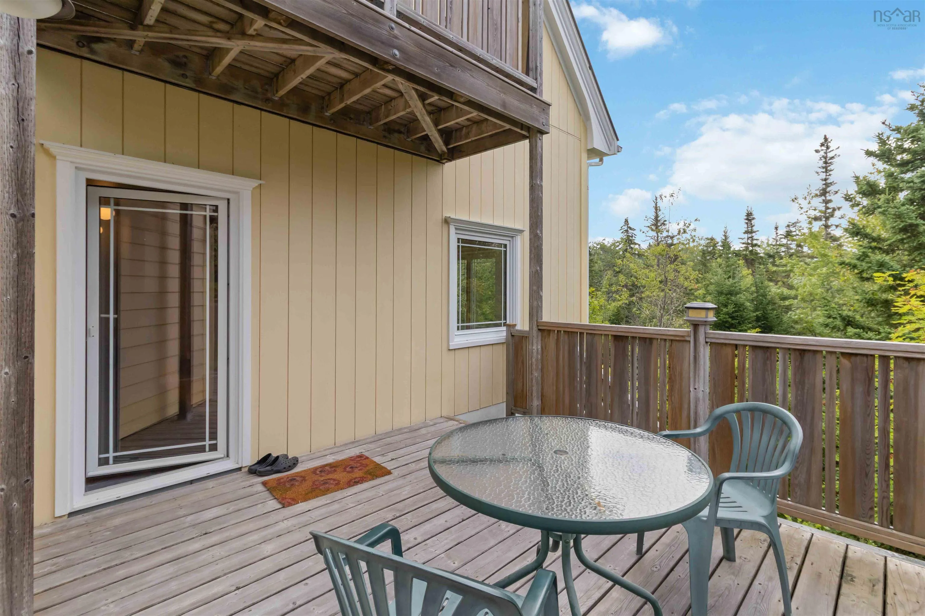 40 Big Rock Lane, East Chester, NS B0J 1J0, 2 Bedrooms Bedrooms, ,3 BathroomsBathrooms,Residential,For Sale,Big Rock,202519850