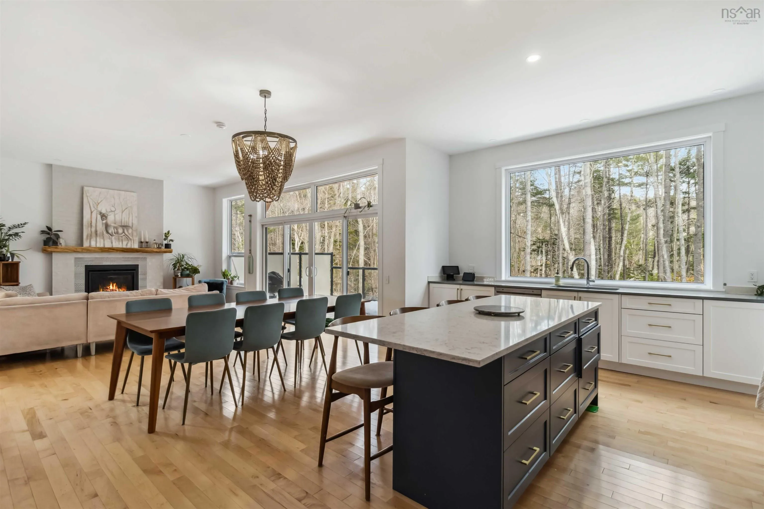 216 Amesbury Gate, Bedford, NS B4B 0S7, 5 Bedrooms Bedrooms, ,5 BathroomsBathrooms,Residential,For Sale,Amesbury Gate,202519864