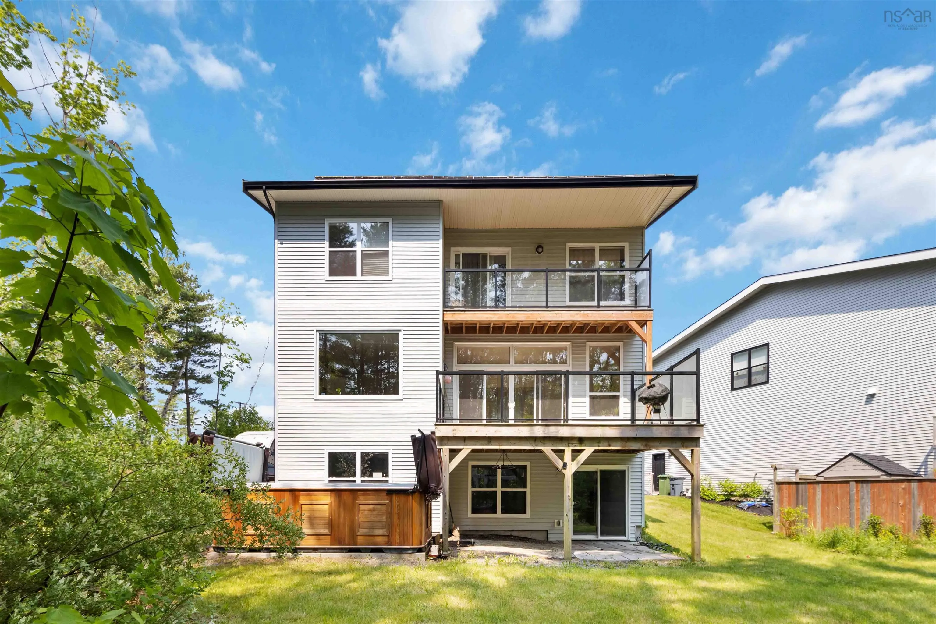 216 Amesbury Gate, Bedford, NS B4B 0S7, 5 Bedrooms Bedrooms, ,5 BathroomsBathrooms,Residential,For Sale,Amesbury Gate,202519864