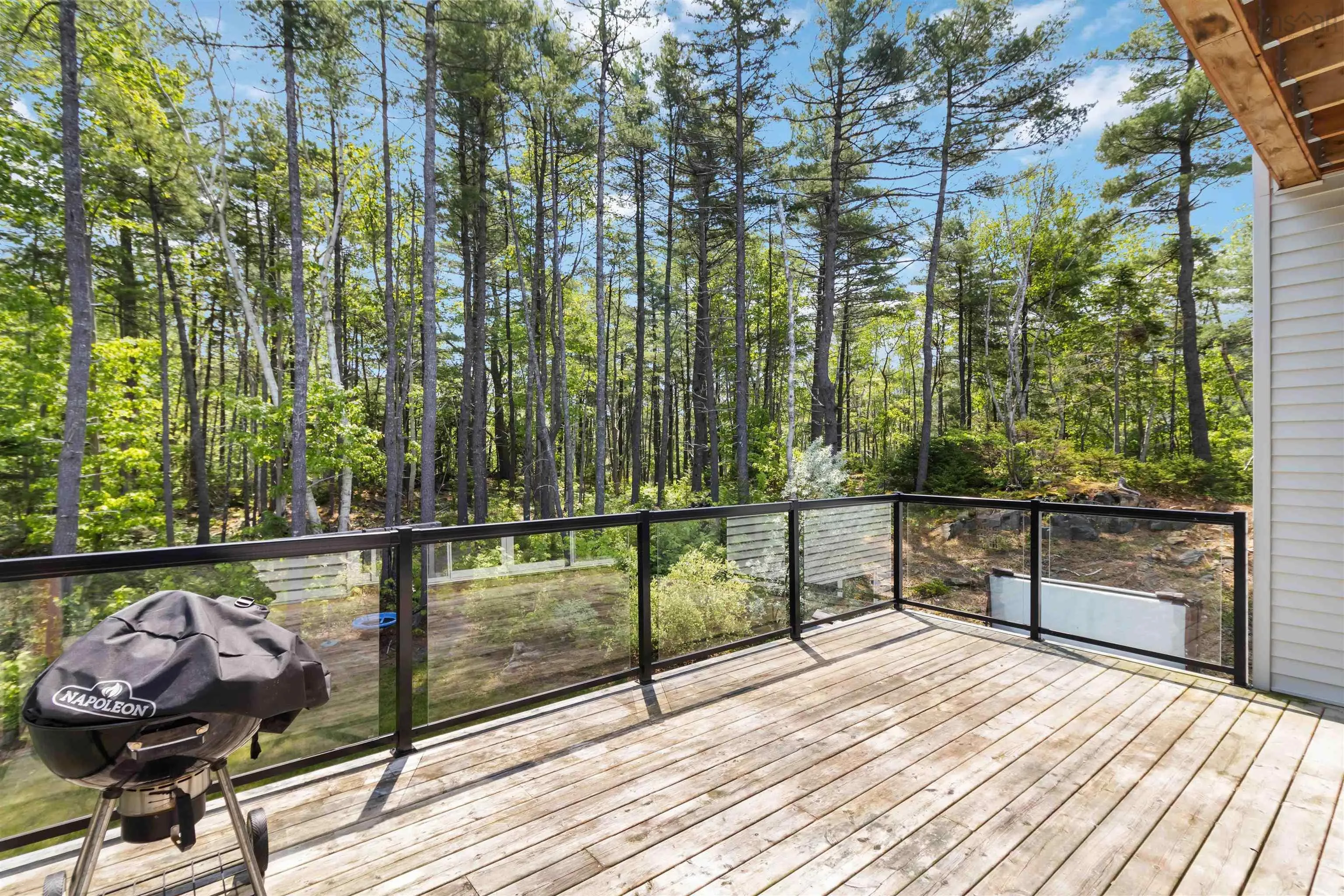 216 Amesbury Gate, Bedford, NS B4B 0S7, 5 Bedrooms Bedrooms, ,5 BathroomsBathrooms,Residential,For Sale,Amesbury Gate,202519864