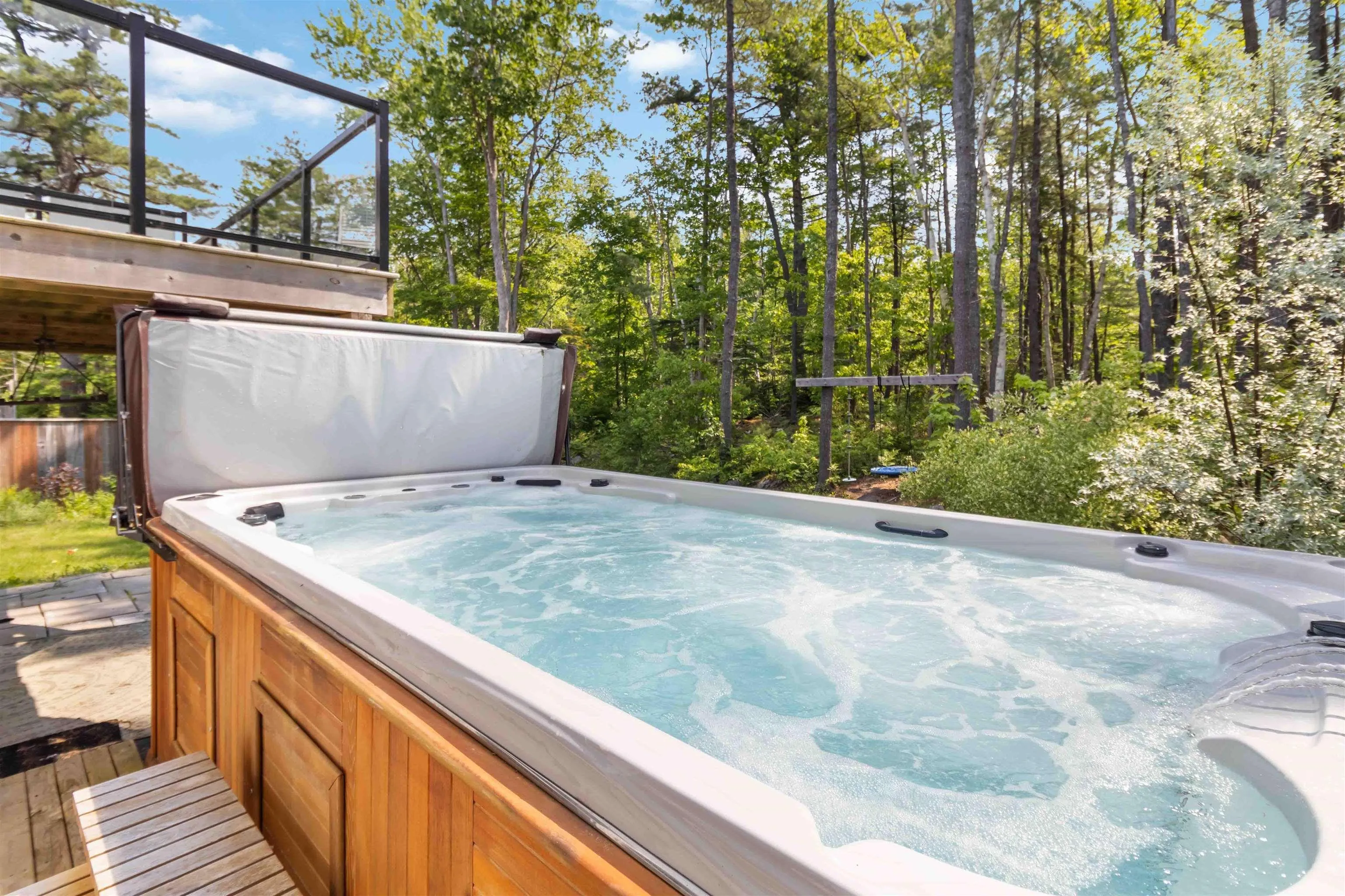 216 Amesbury Gate, Bedford, NS B4B 0S7, 5 Bedrooms Bedrooms, ,5 BathroomsBathrooms,Residential,For Sale,Amesbury Gate,202519864