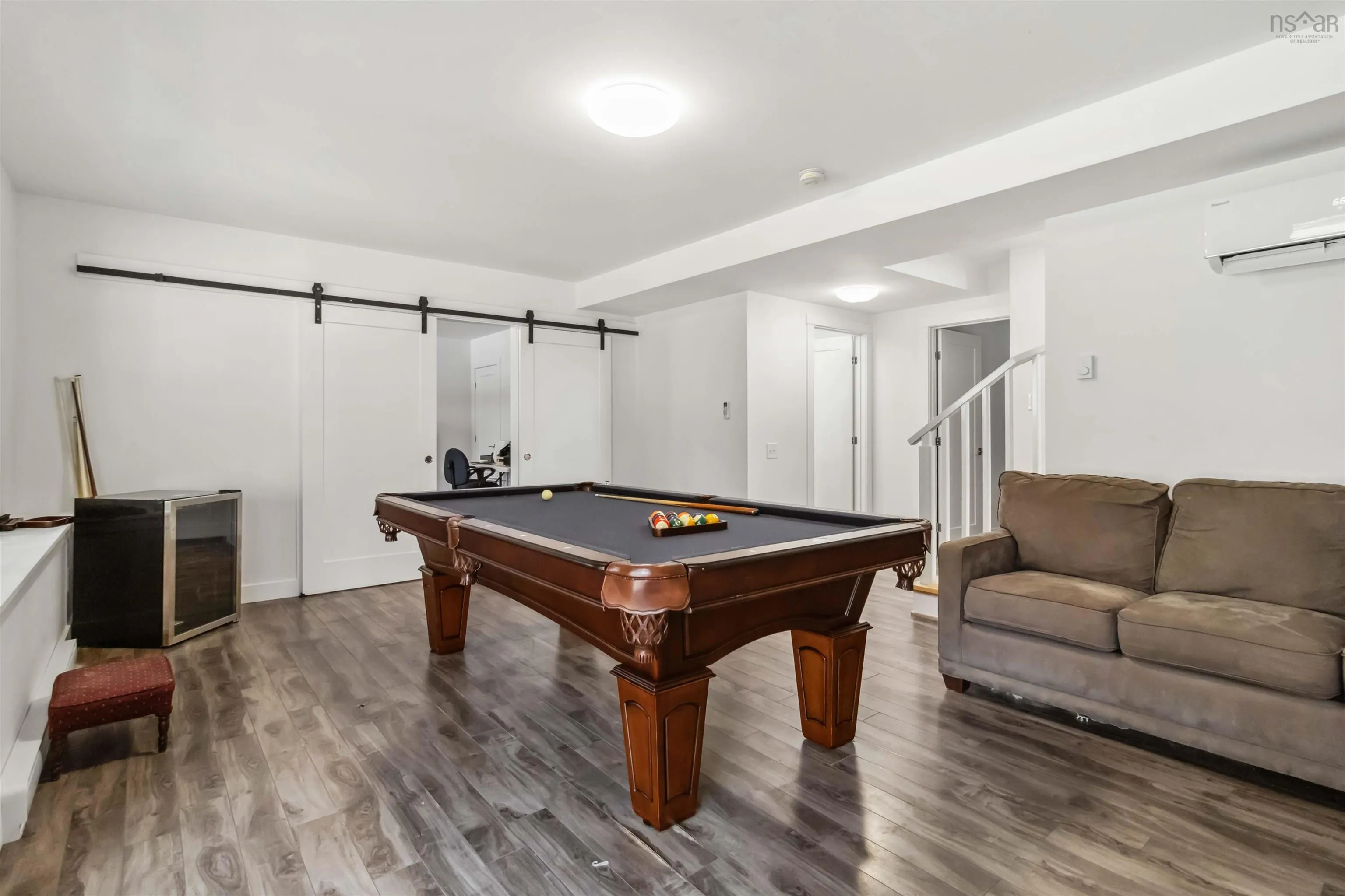 216 Amesbury Gate, Bedford, NS B4B 0S7, 5 Bedrooms Bedrooms, ,5 BathroomsBathrooms,Residential,For Sale,Amesbury Gate,202519864