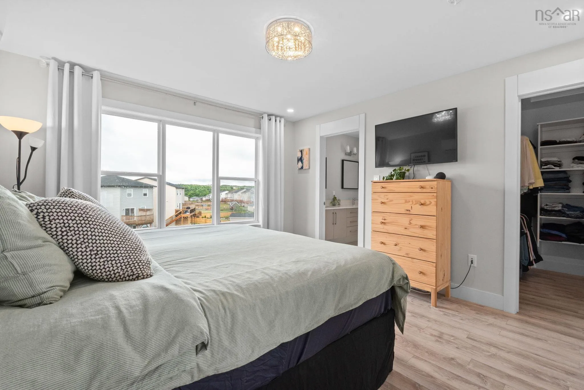 33 Mica Cres, Halifax, NS B3P 0G7, 3 Bedrooms Bedrooms, ,4 BathroomsBathrooms,Residential,For Sale,Mica Cres,202518359