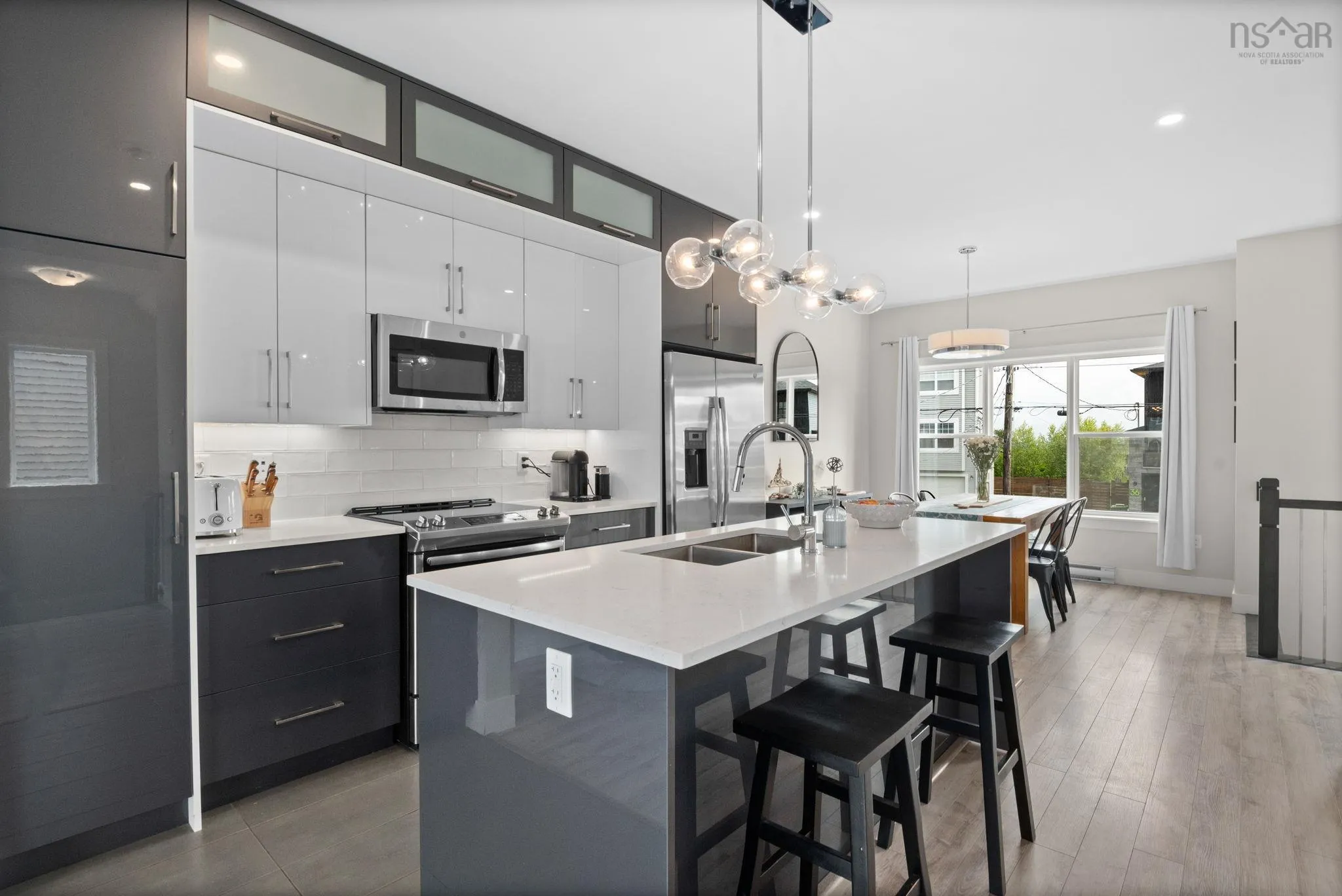 33 Mica Cres, Halifax, NS B3P 0G7, 3 Bedrooms Bedrooms, ,4 BathroomsBathrooms,Residential,For Sale,Mica Cres,202518359