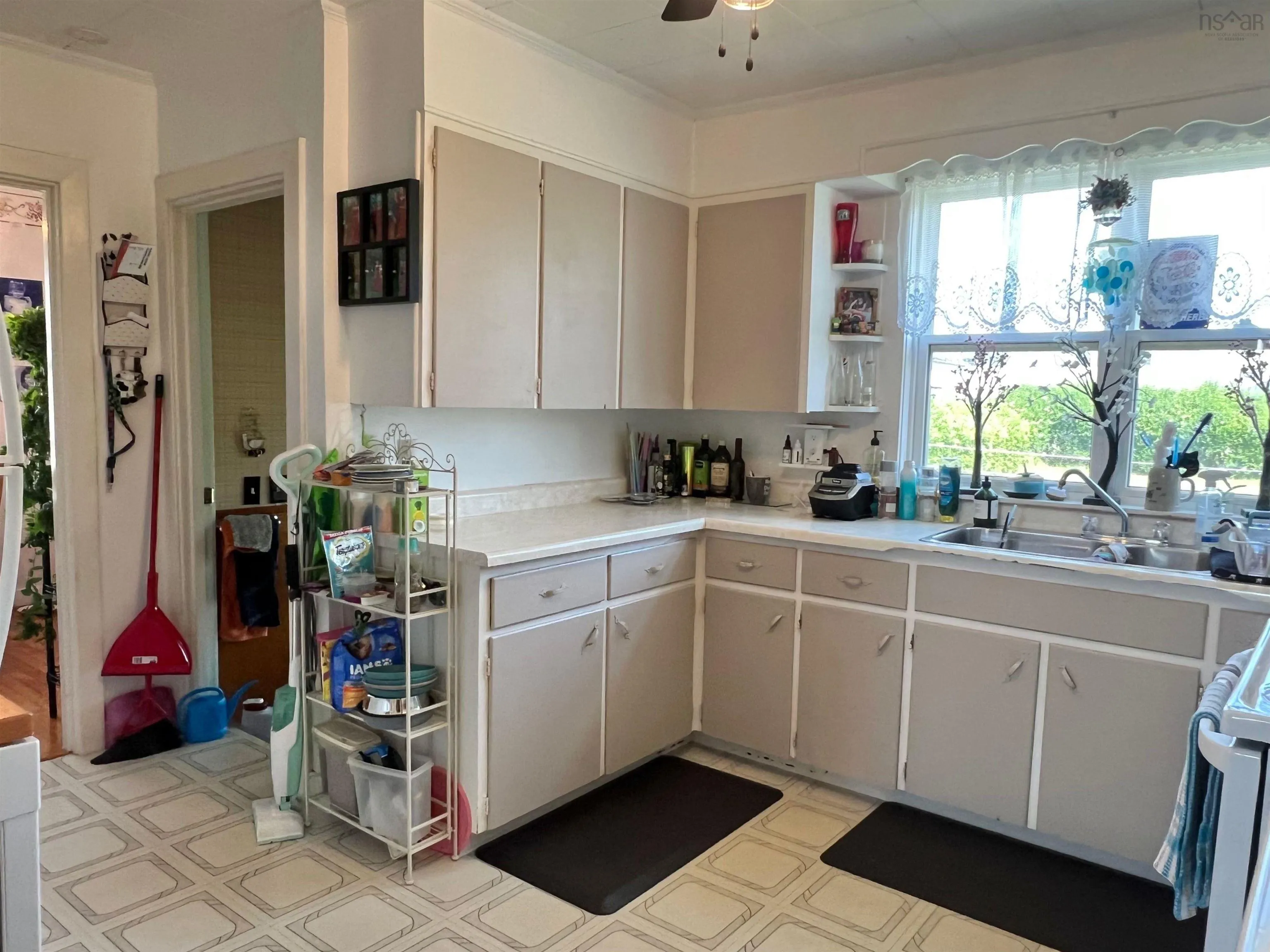 68 Hibernia Street, Yarmouth, NS B5A 2M6, 2 Bedrooms Bedrooms, ,1 BathroomBathrooms,Residential,For Sale,Hibernia,202520801