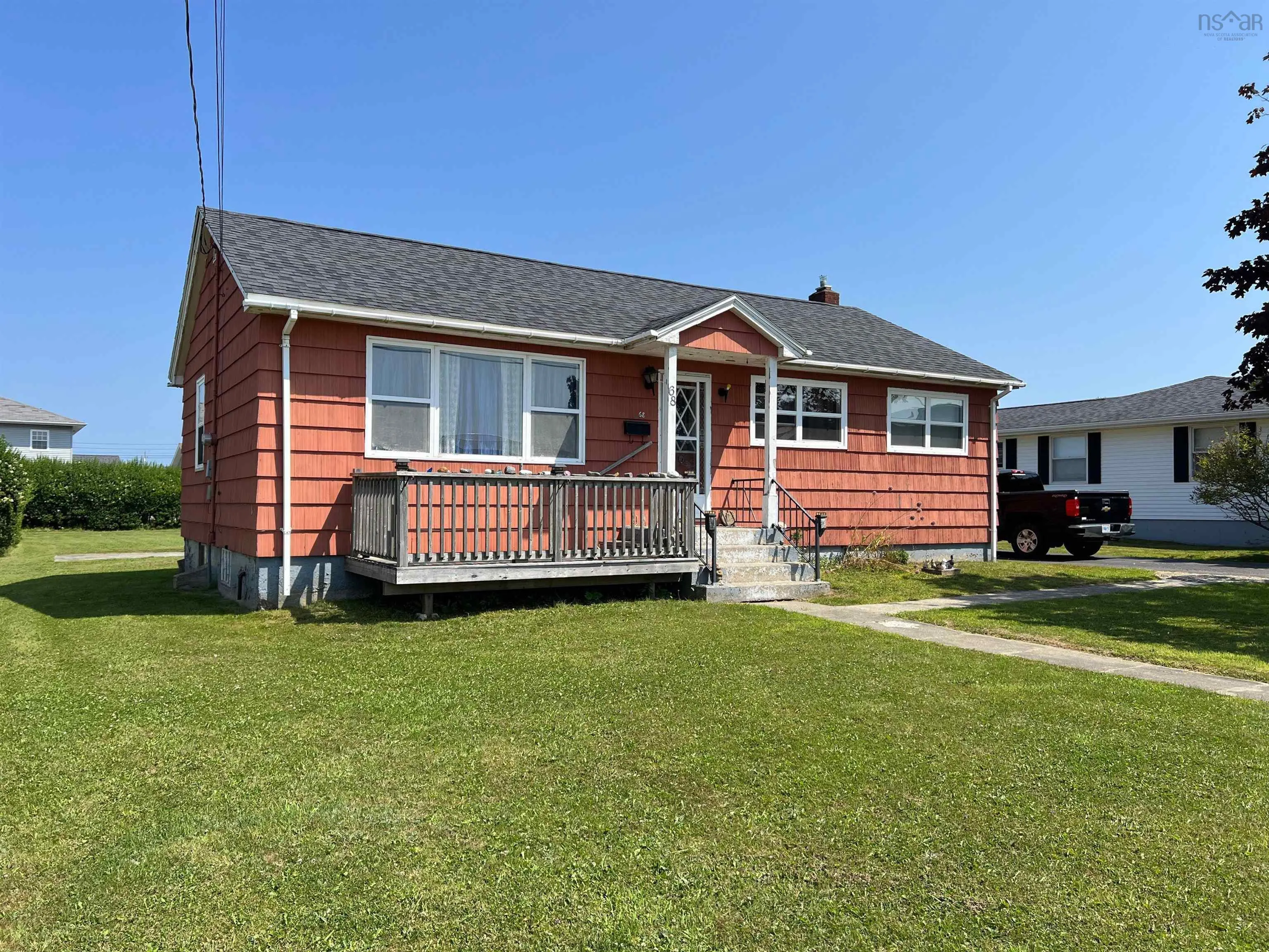 68 Hibernia Street, Yarmouth, NS B5A 2M6, 2 Bedrooms Bedrooms, ,1 BathroomBathrooms,Residential,For Sale,Hibernia,202520801