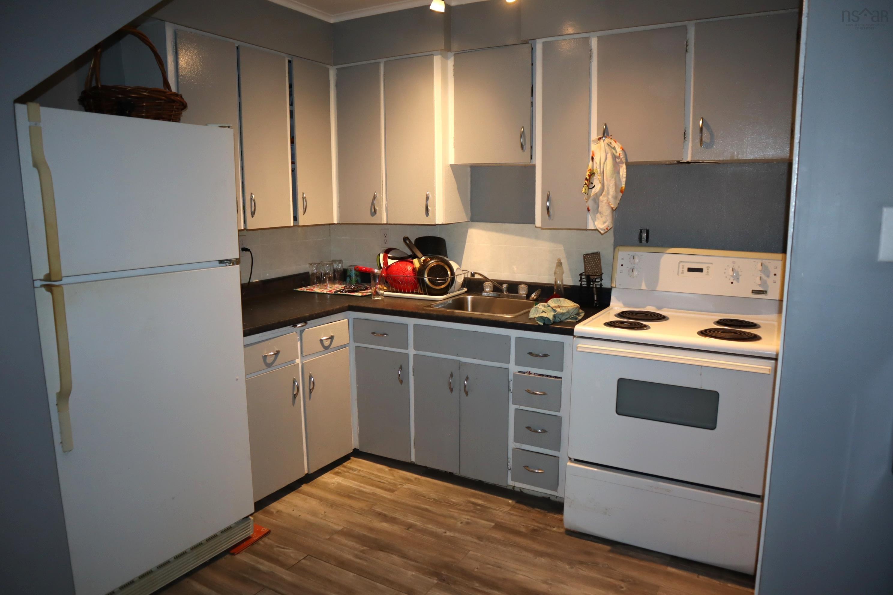 93 & 99 North Street, Bridgewater NS B4V 2V6, 20 Bedrooms Bedrooms, ,Residential Income,For Sale,North,202227039