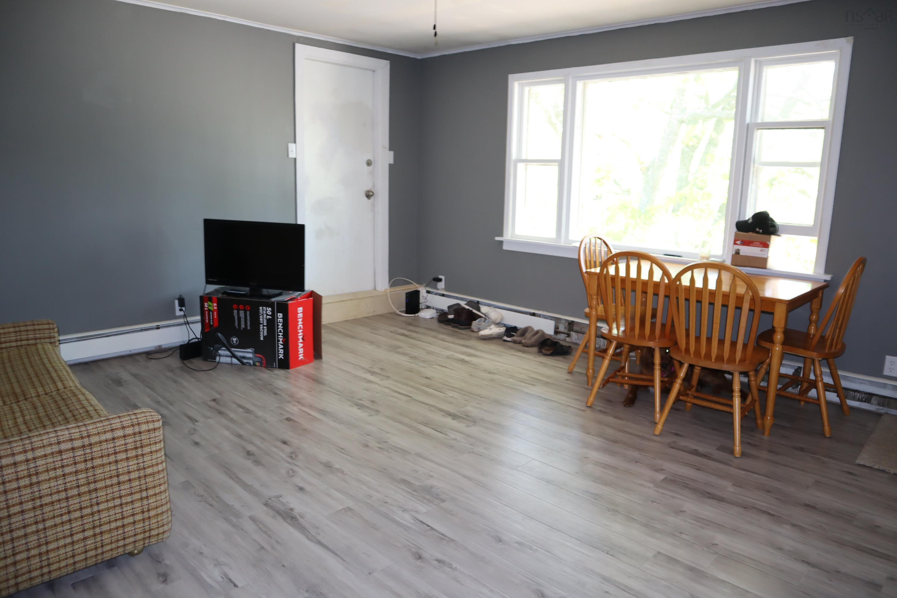 93 & 99 North Street, Bridgewater NS B4V 2V6, 20 Bedrooms Bedrooms, ,Residential Income,For Sale,North,202227039