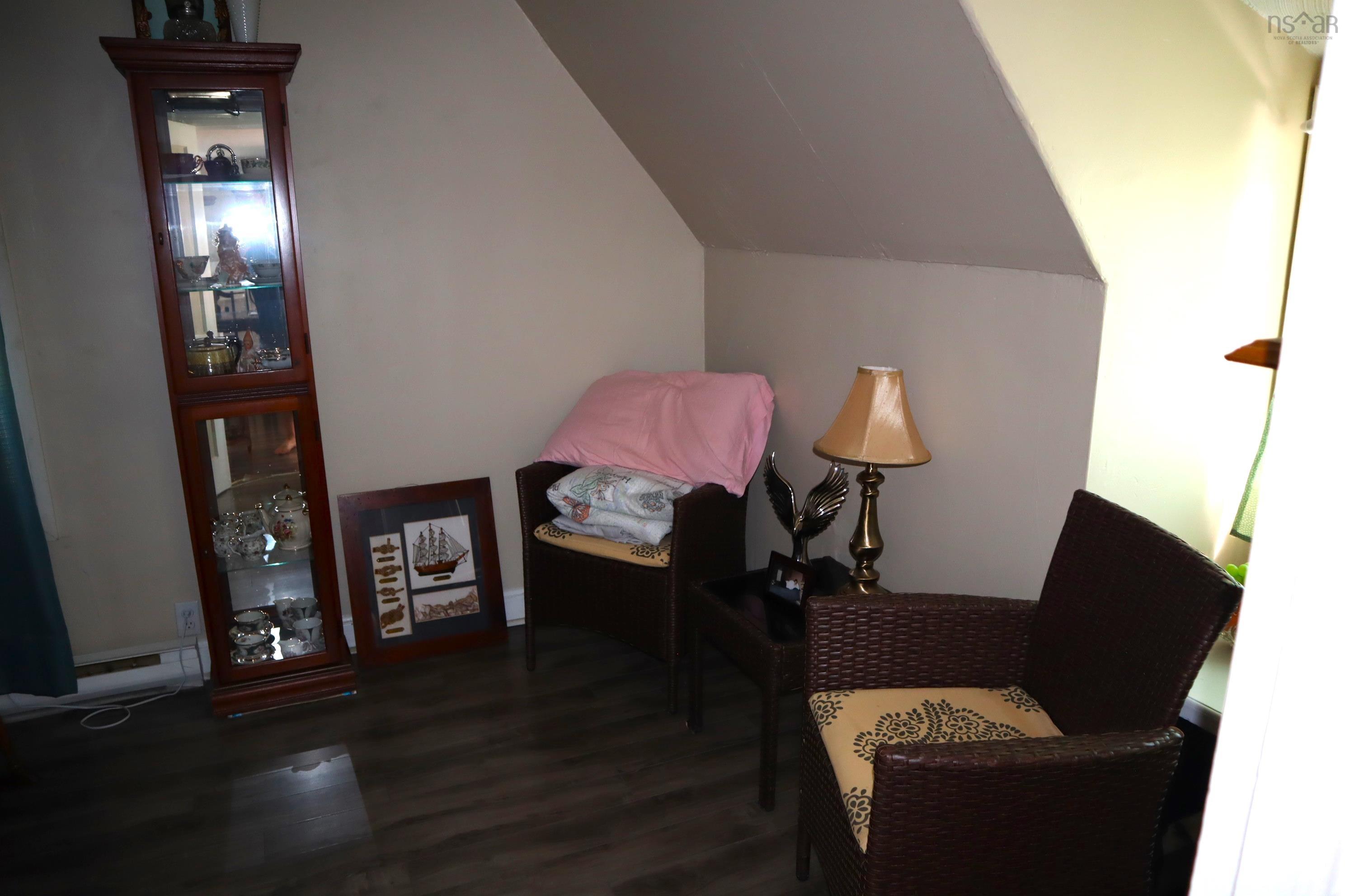 93 & 99 North Street, Bridgewater NS B4V 2V6, 20 Bedrooms Bedrooms, ,Residential Income,For Sale,North,202227039