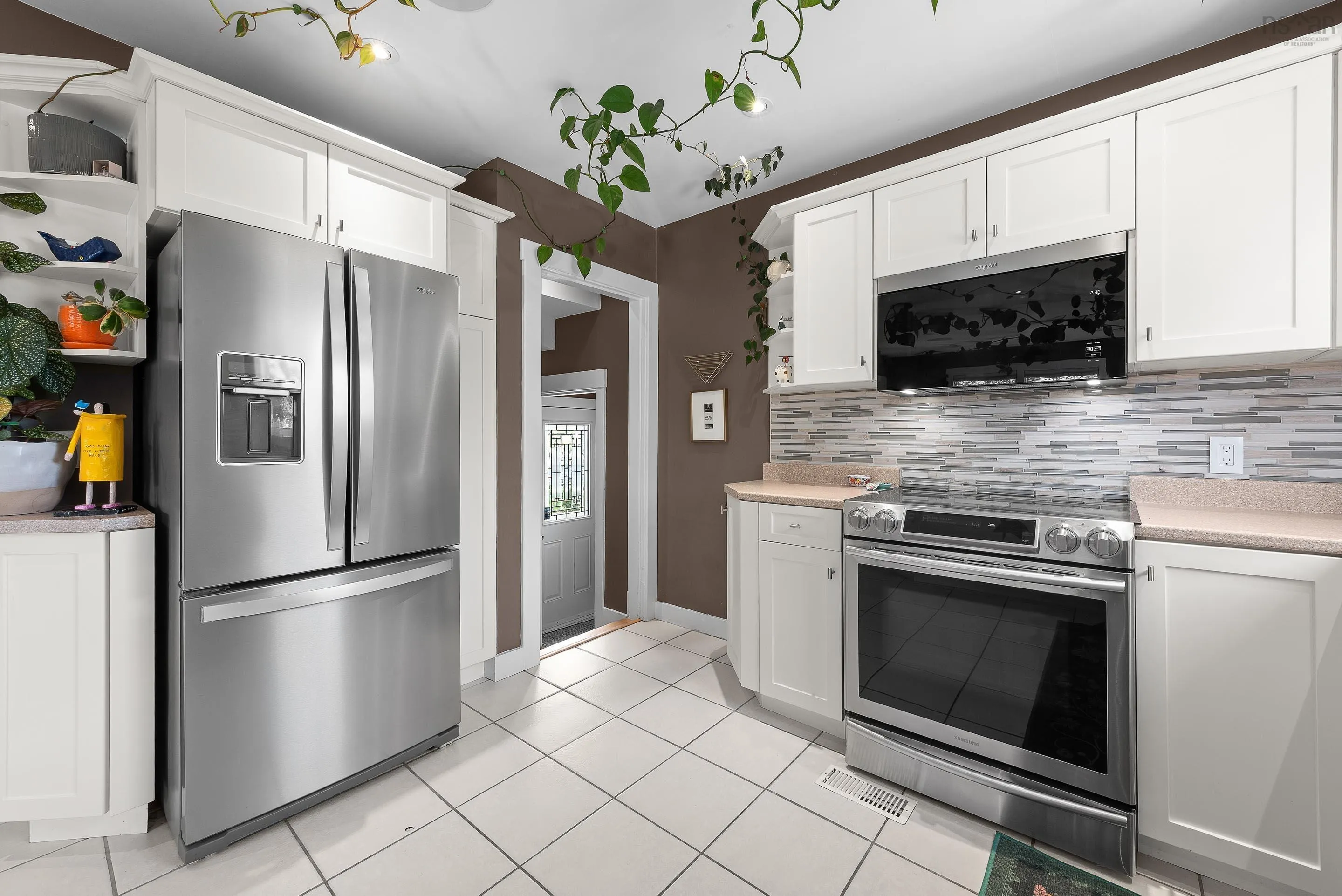 3692 Basinview Drive, Halifax, NS B3K 4Z8, 4 Bedrooms Bedrooms, ,3 BathroomsBathrooms,Residential,For Sale,Basinview,202524843