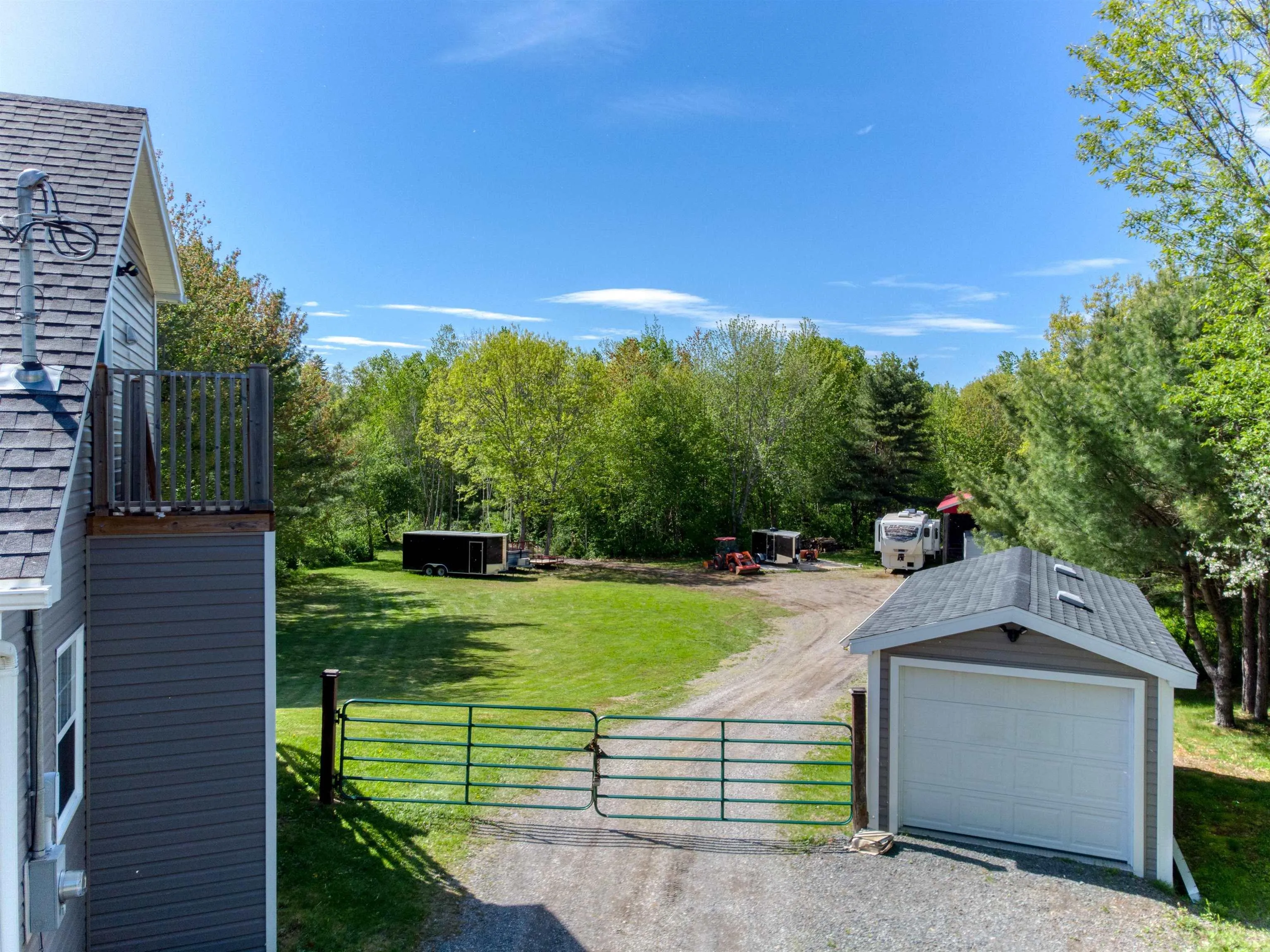 2989-2993 Lovett Road, Coldbrook, NS B4R 1A4, 6 Bedrooms Bedrooms, ,Residential Income,For Sale,Lovett Road,202523348