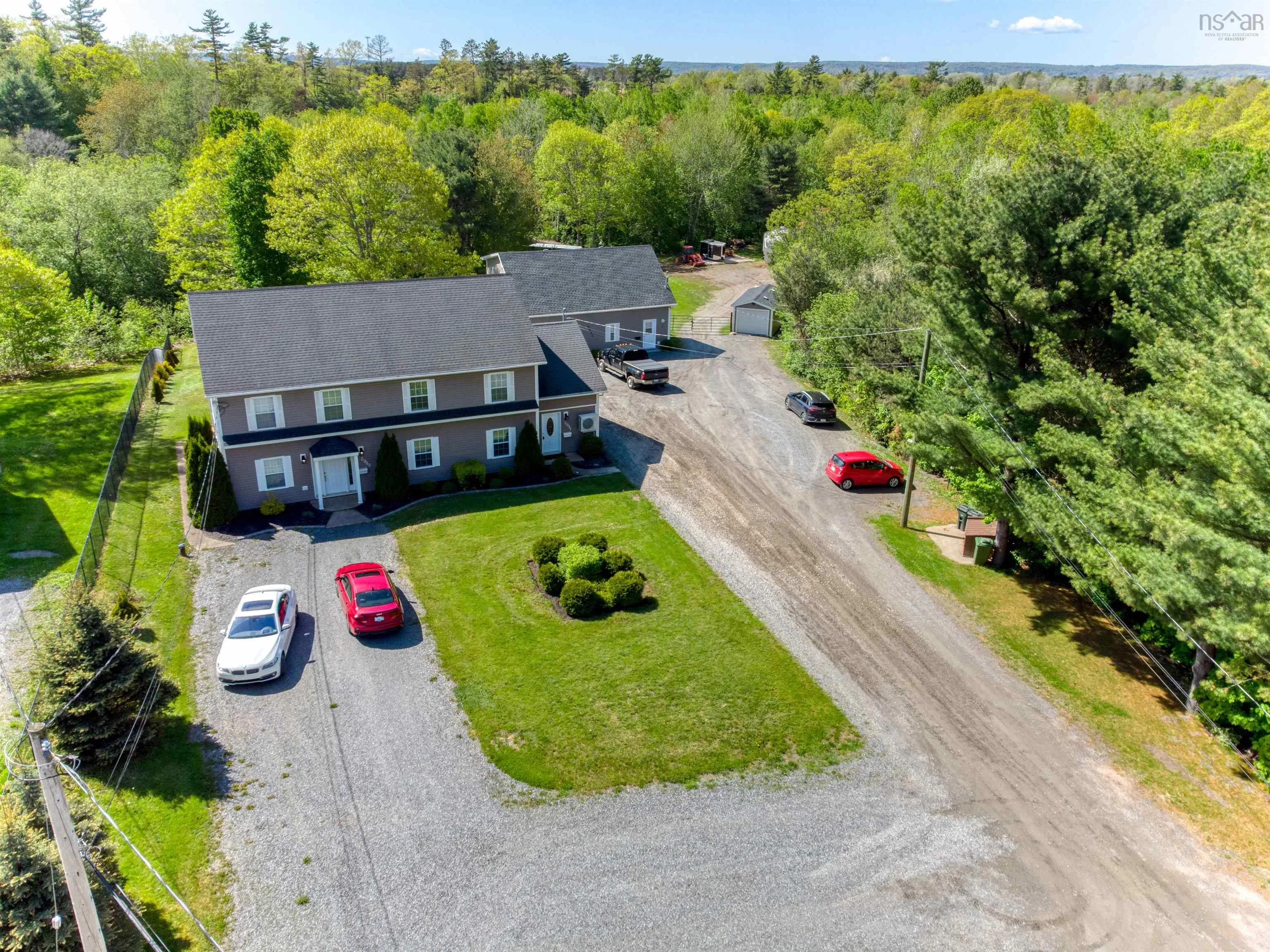 2989-2993 Lovett Road, Coldbrook, NS B4R 1A4, 6 Bedrooms Bedrooms, ,Residential Income,For Sale,Lovett Road,202523348