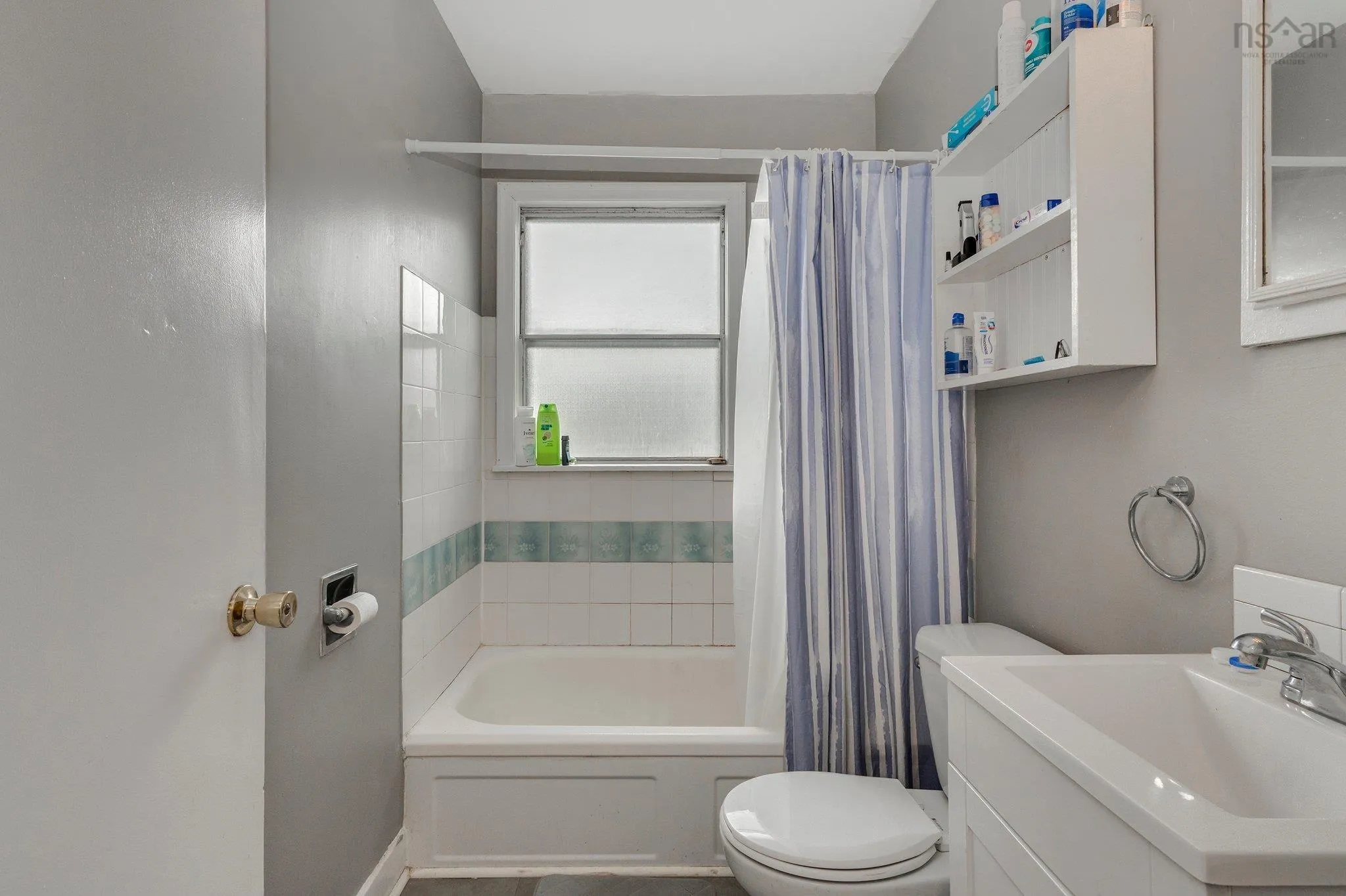 50 Raymond Street, Dartmouth Ns B2x 1b9, 5 Bedrooms Bedrooms, ,Residential Income,For Sale,Raymond,202507121
