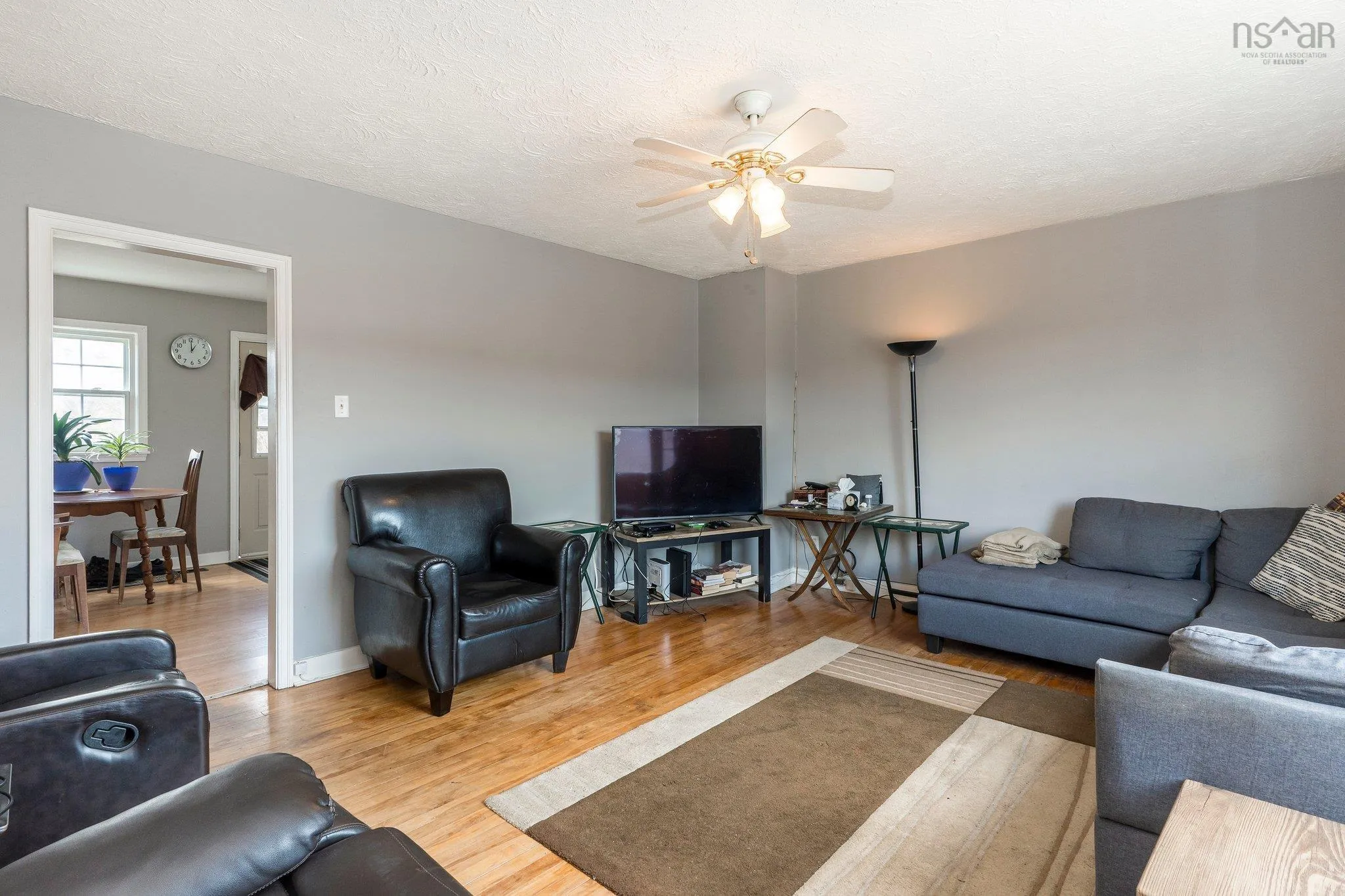 50 Raymond Street, Dartmouth Ns B2x 1b9, 5 Bedrooms Bedrooms, ,Residential Income,For Sale,Raymond,202507121