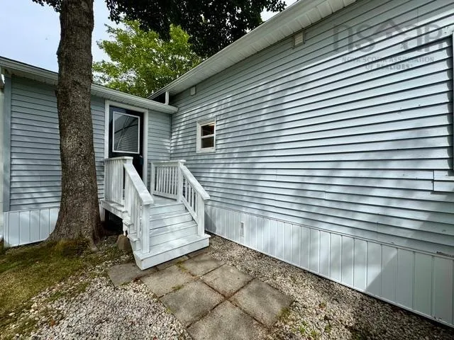 349 Ioney Hill, Beaver Bank, NS B4E 1N1, 3 Bedrooms Bedrooms, ,1 BathroomBathrooms,Residential,For Sale,Ioney,202521761