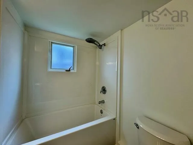 349 Ioney Hill, Beaver Bank, NS B4E 1N1, 3 Bedrooms Bedrooms, ,1 BathroomBathrooms,Residential,For Sale,Ioney,202521761