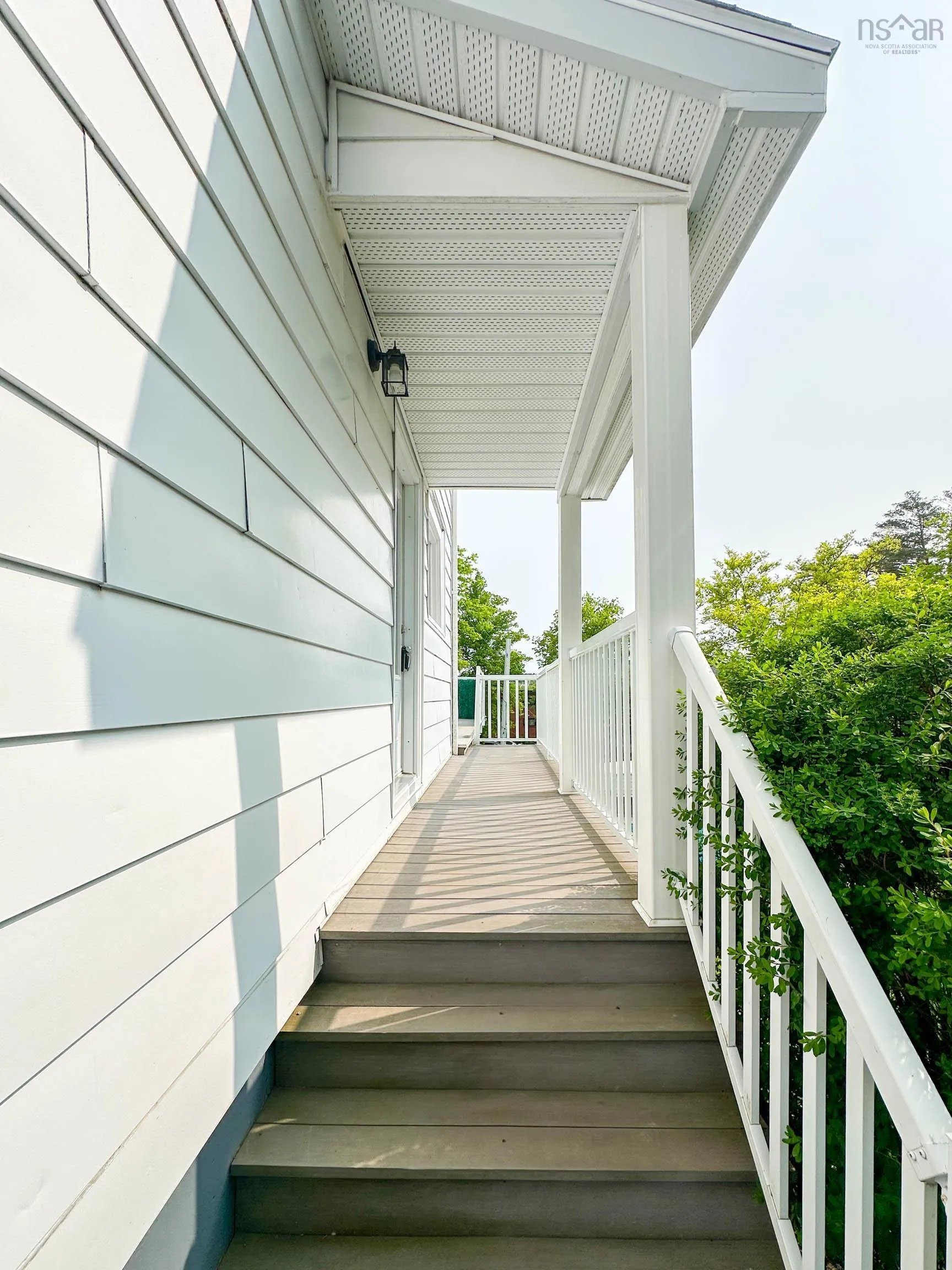 20 Queen Street, Bridgewater, NS B4V 1P2, 4 Bedrooms Bedrooms, ,2 BathroomsBathrooms,Residential,For Sale,Queen,202513484