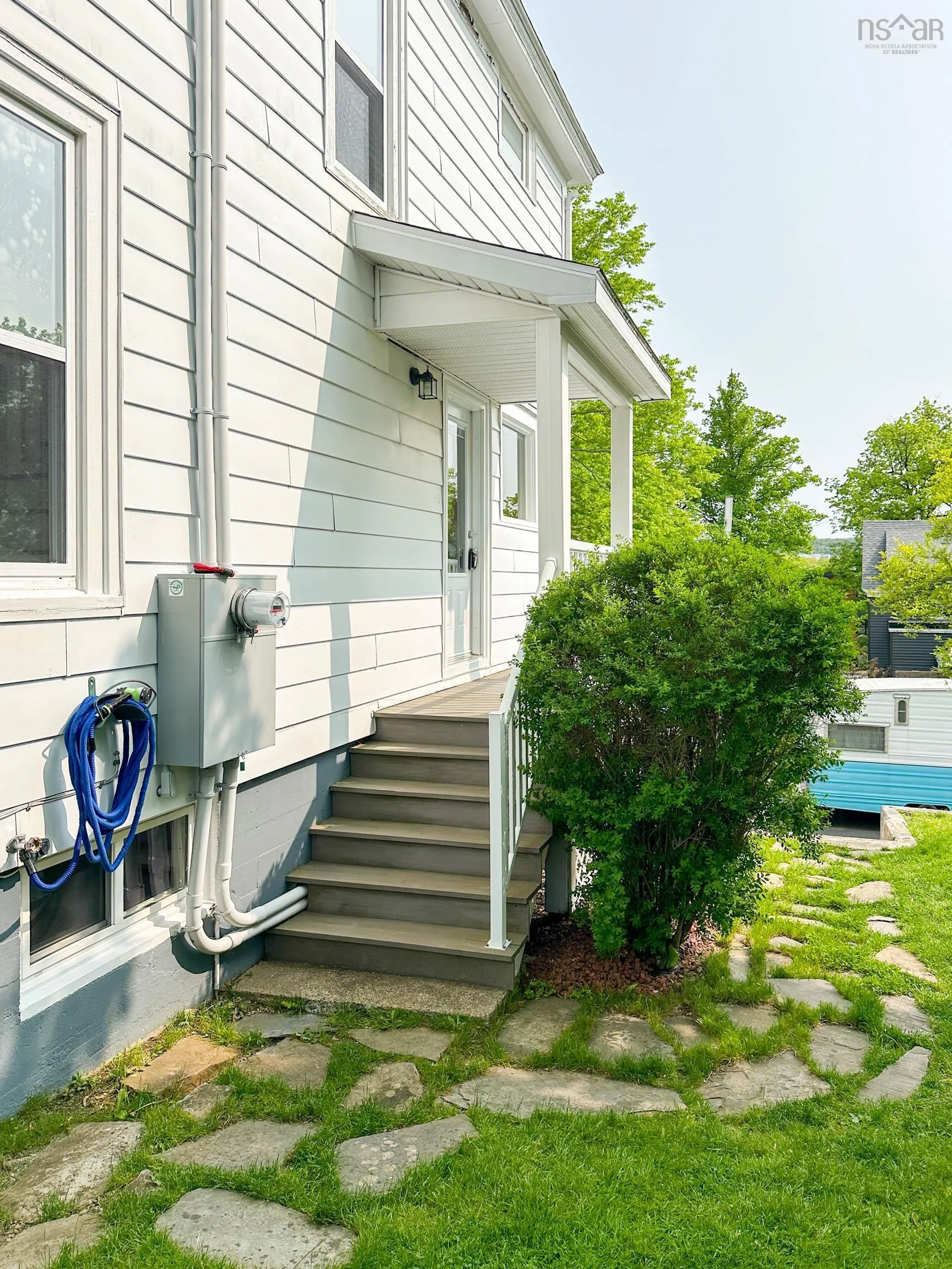 20 Queen Street, Bridgewater, NS B4V 1P2, 4 Bedrooms Bedrooms, ,2 BathroomsBathrooms,Residential,For Sale,Queen,202513484