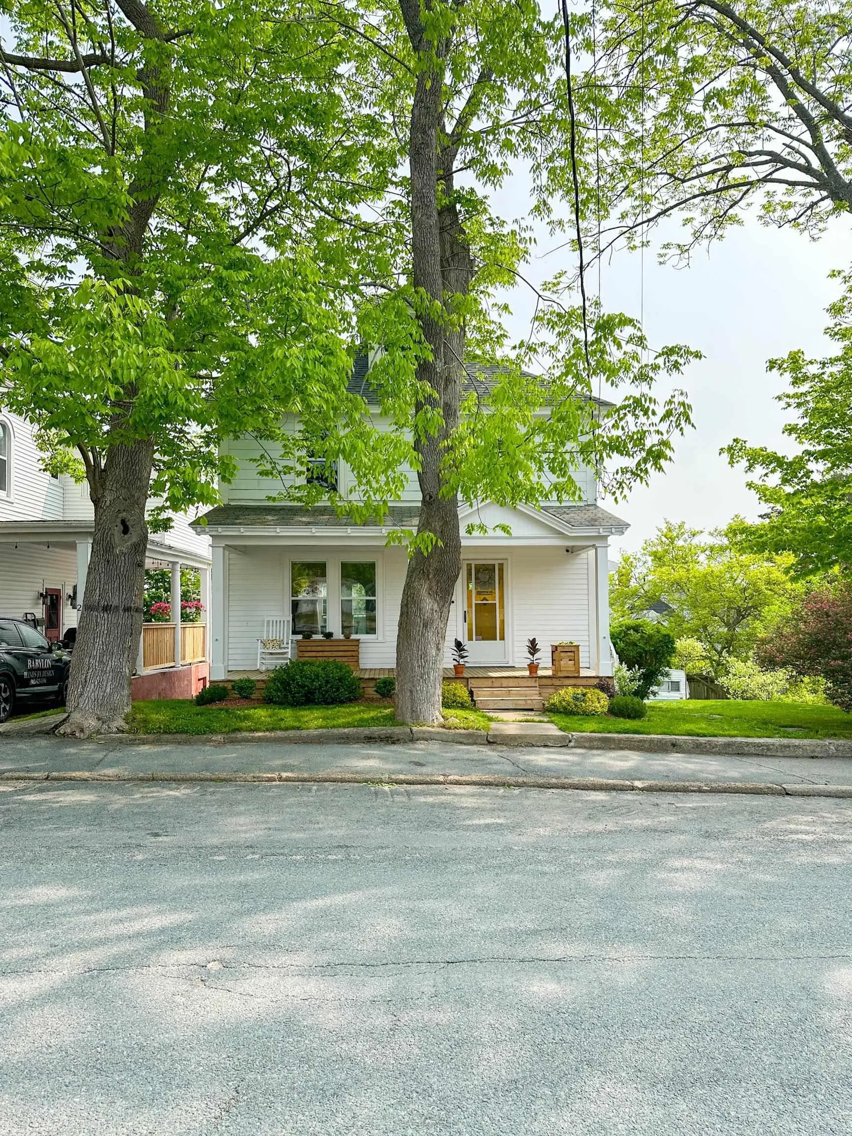20 Queen Street, Bridgewater, NS B4V 1P2, 4 Bedrooms Bedrooms, ,2 BathroomsBathrooms,Residential,For Sale,Queen,202513484
