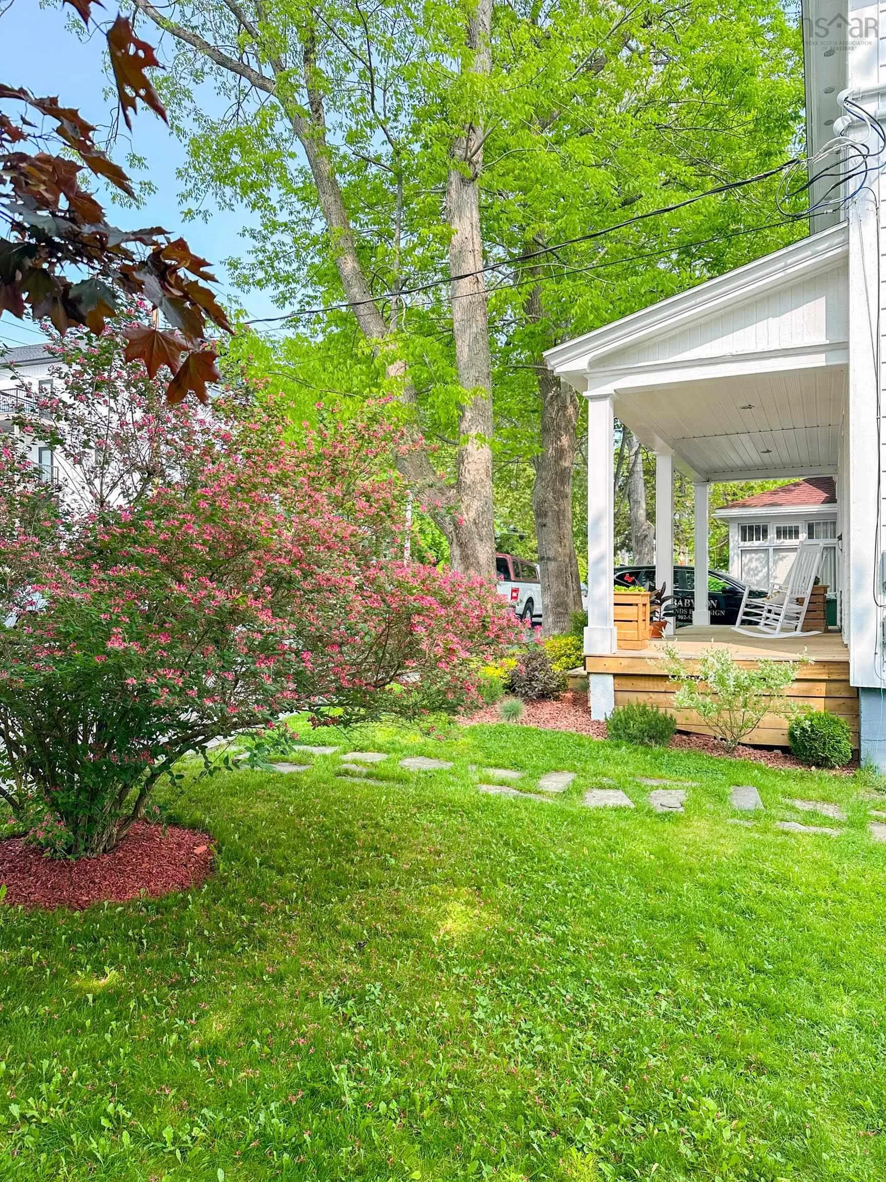 20 Queen Street, Bridgewater, NS B4V 1P2, 4 Bedrooms Bedrooms, ,2 BathroomsBathrooms,Residential,For Sale,Queen,202513484