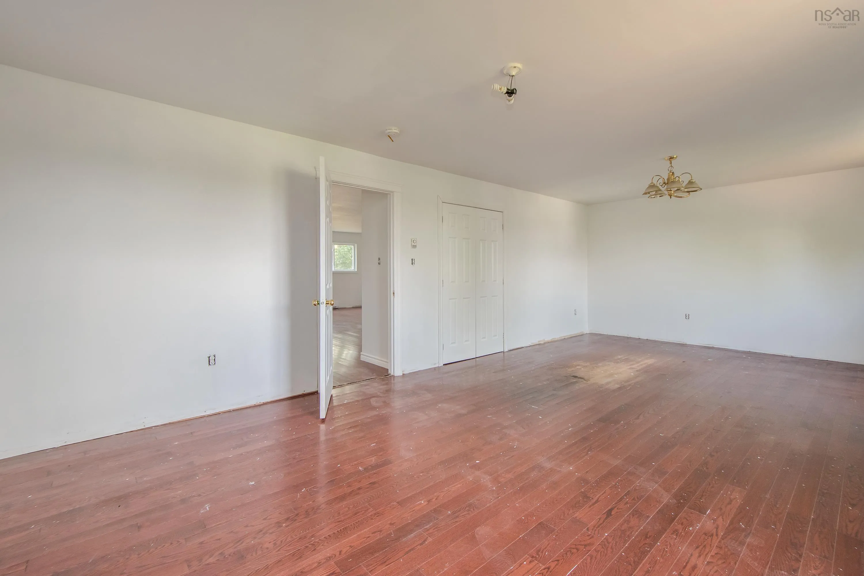 11 Fourth Street, Dartmouth, NS B2X 1Y1, 1 Bedroom Bedrooms, ,1 BathroomBathrooms,Residential,For Sale,Fourth,202518485