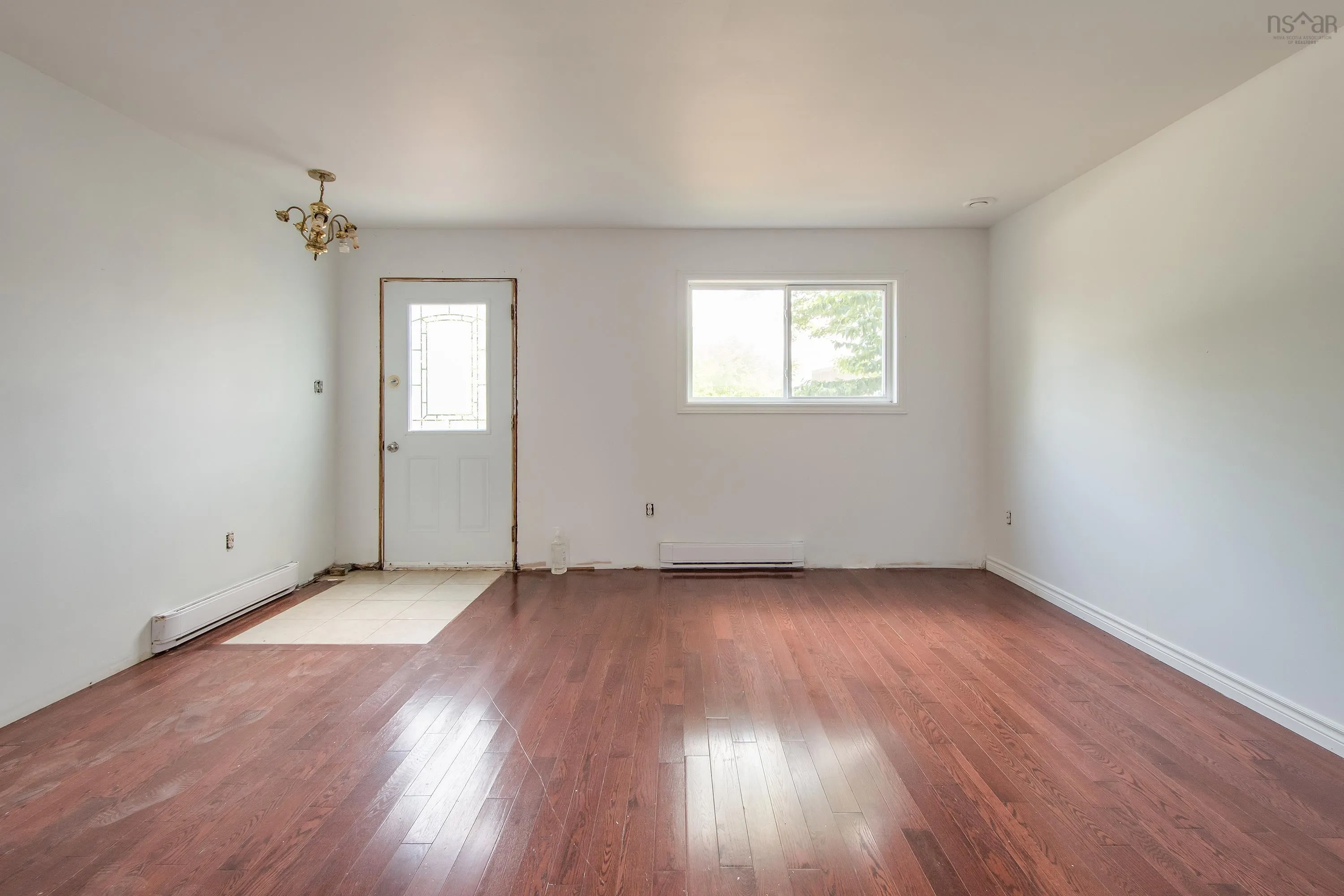 11 Fourth Street, Dartmouth, NS B2X 1Y1, 1 Bedroom Bedrooms, ,1 BathroomBathrooms,Residential,For Sale,Fourth,202518485