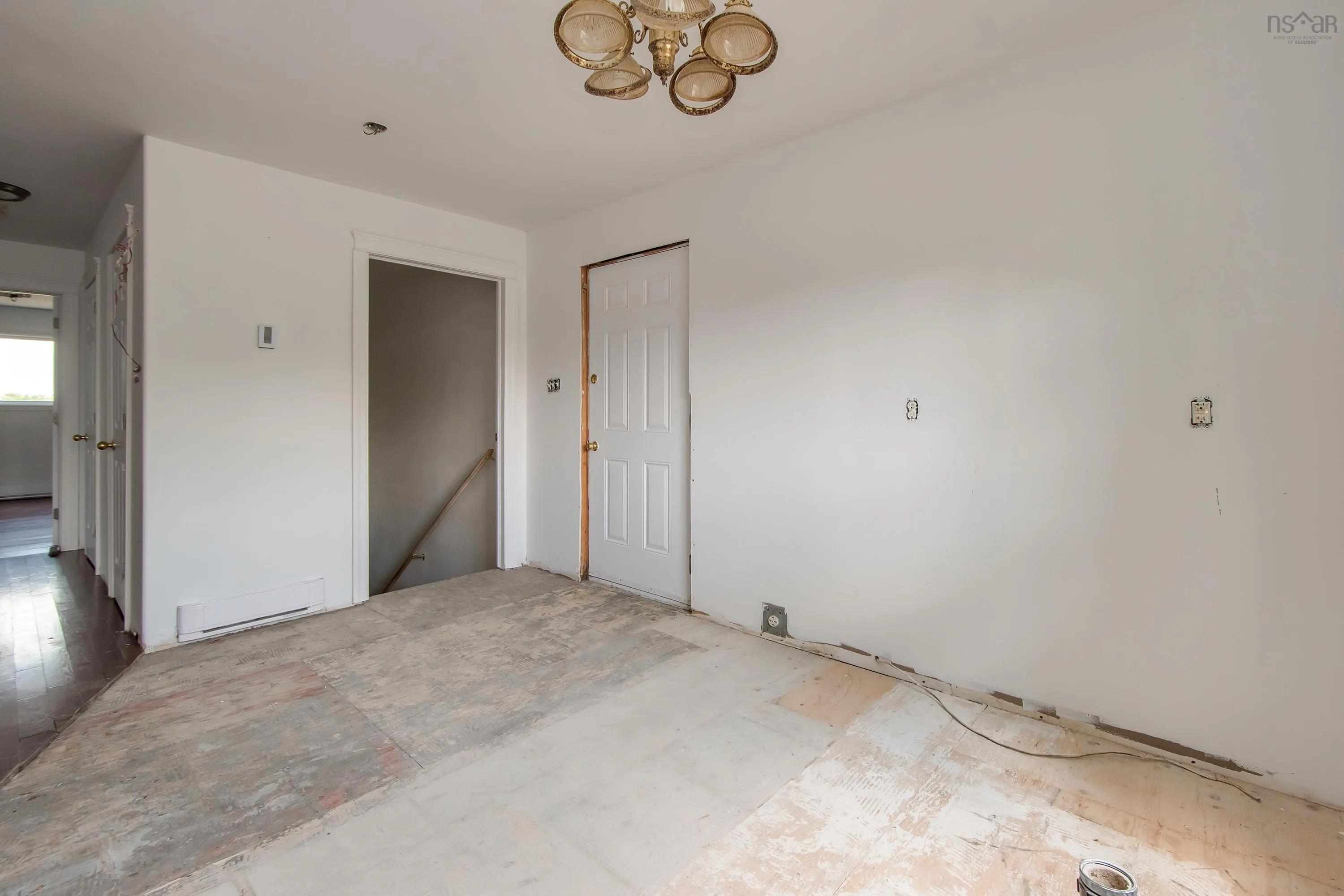 11 Fourth Street, Dartmouth, NS B2X 1Y1, 1 Bedroom Bedrooms, ,1 BathroomBathrooms,Residential,For Sale,Fourth,202518485