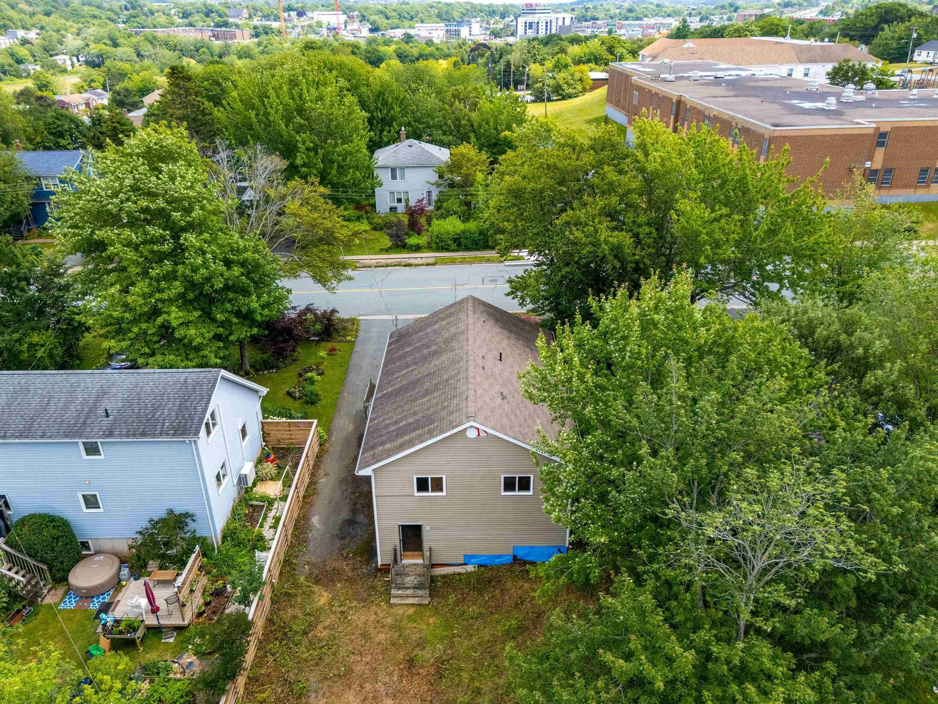 11 Fourth Street, Dartmouth, NS B2X 1Y1, 1 Bedroom Bedrooms, ,1 BathroomBathrooms,Residential,For Sale,Fourth,202518485