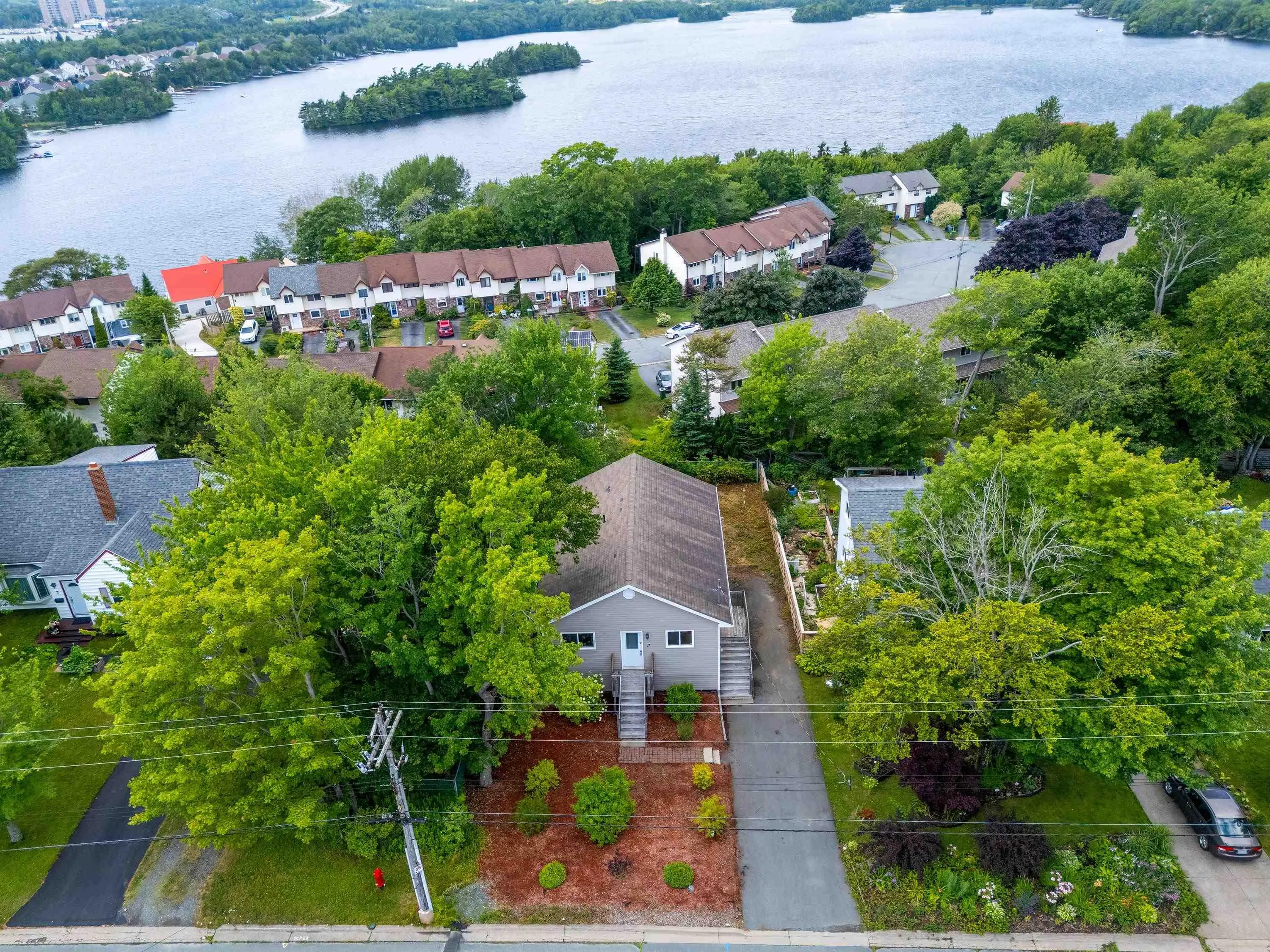 11 Fourth Street, Dartmouth, NS B2X 1Y1, 1 Bedroom Bedrooms, ,1 BathroomBathrooms,Residential,For Sale,Fourth,202518485