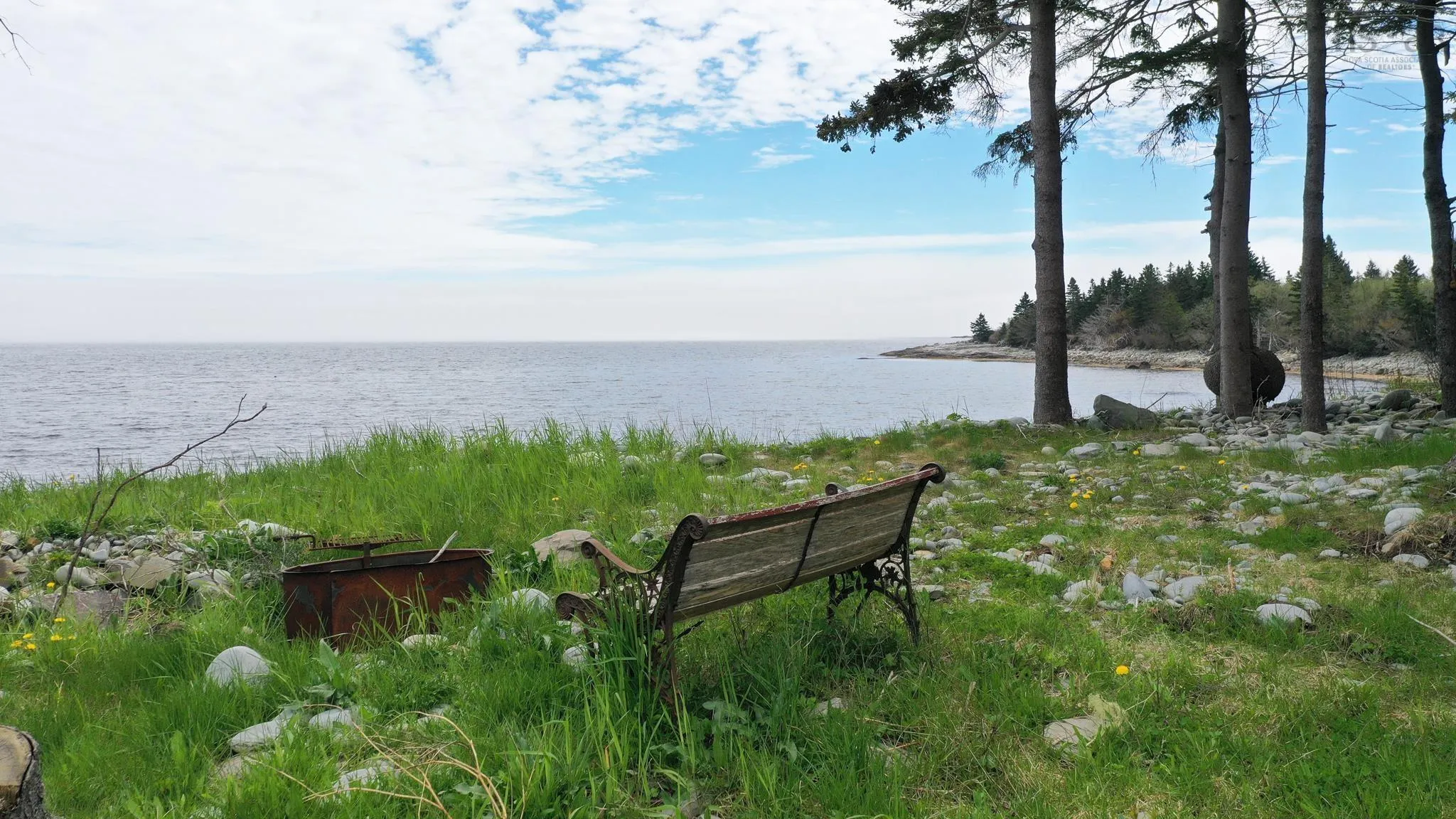 569 Long Cove Road, Port Medway, NS B0J 2T0, 2 Bedrooms Bedrooms, ,1 BathroomBathrooms,Residential,For Sale,Long Cove,202511806