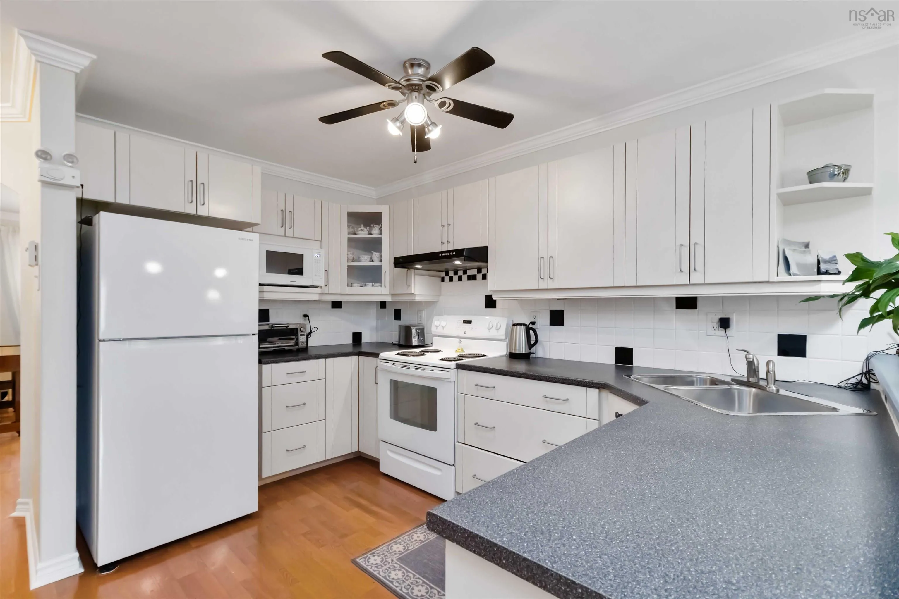 295 Summer Field Way, Dartmouth, NS B2W 6M8, 2 Bedrooms Bedrooms, ,2 BathroomsBathrooms,Residential,For Sale,Summer Field,202520584