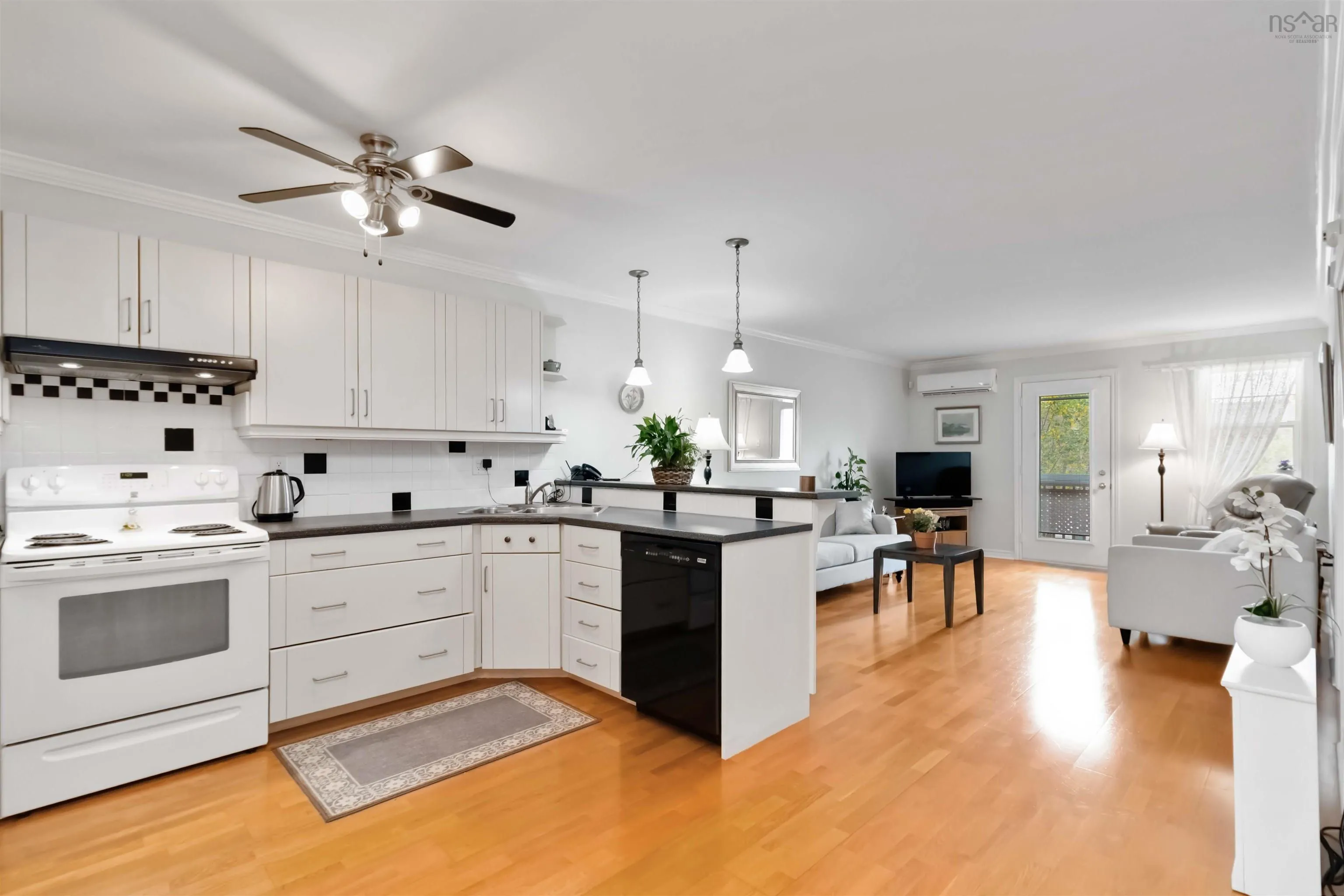 295 Summer Field Way, Dartmouth, NS B2W 6M8, 2 Bedrooms Bedrooms, ,2 BathroomsBathrooms,Residential,For Sale,Summer Field,202520584