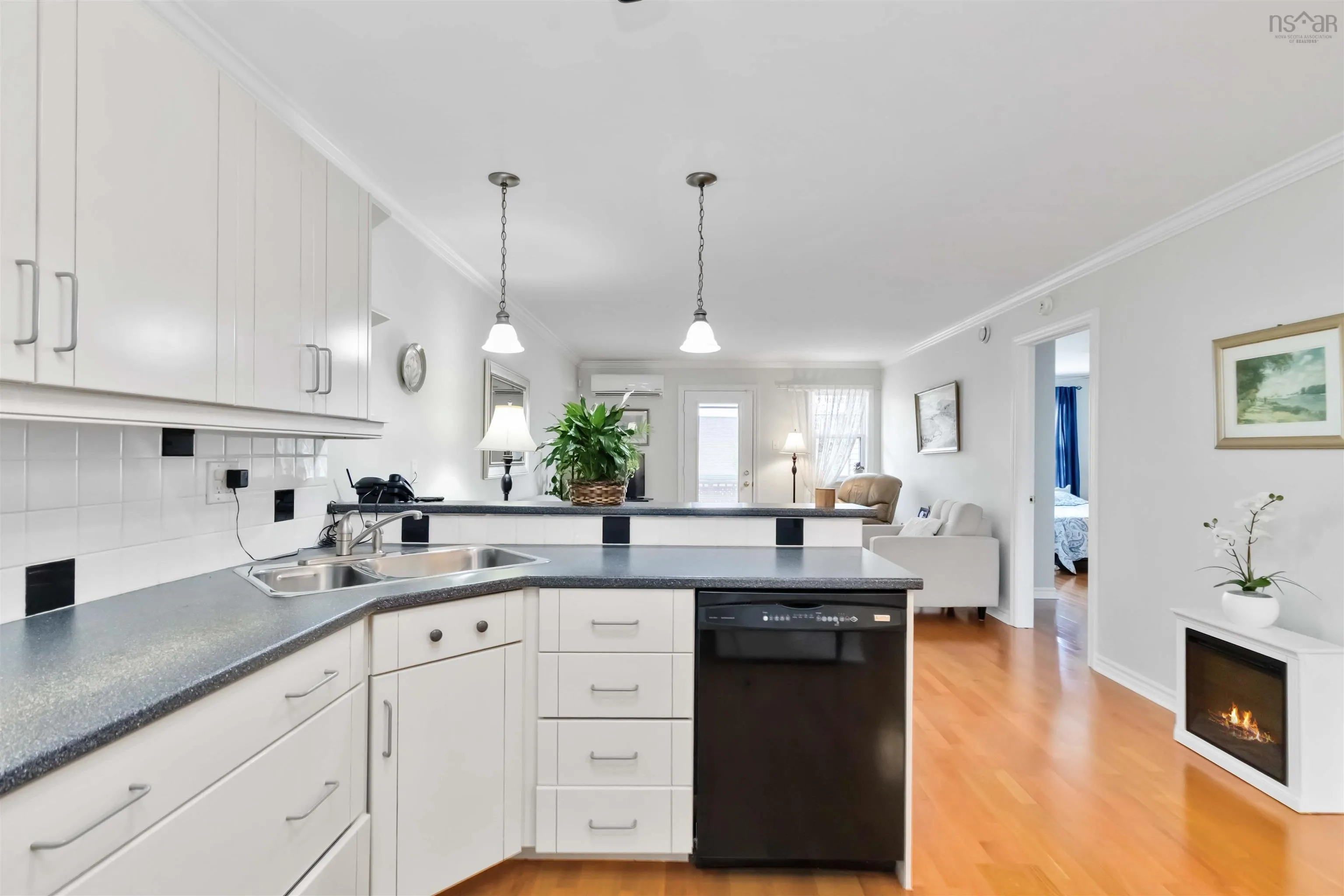 295 Summer Field Way, Dartmouth, NS B2W 6M8, 2 Bedrooms Bedrooms, ,2 BathroomsBathrooms,Residential,For Sale,Summer Field,202520584