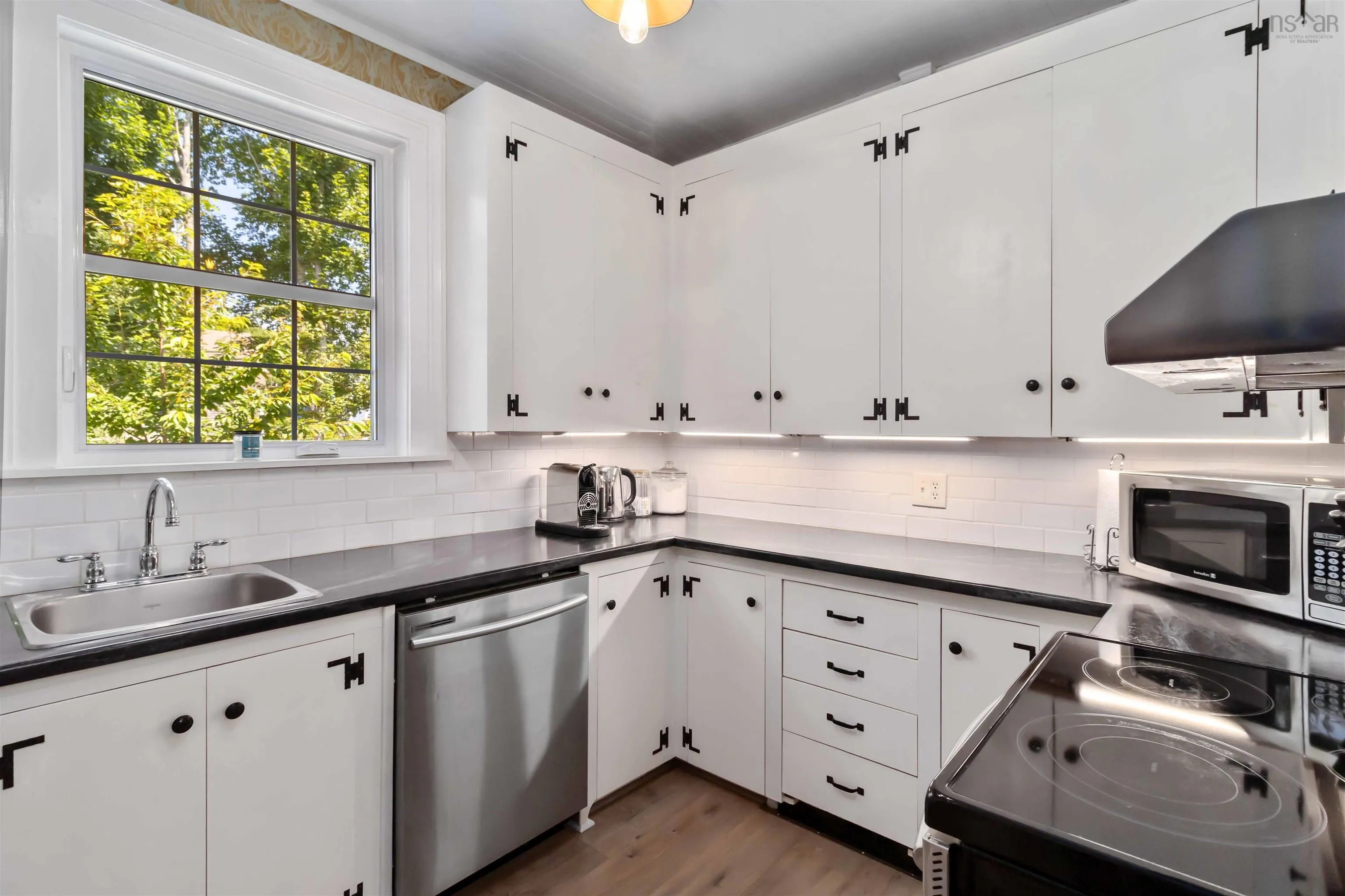 85 Church Street, Liverpool, NS B0T 1K0, 3 Bedrooms Bedrooms, ,2 BathroomsBathrooms,Residential,For Sale,Church,202519152
