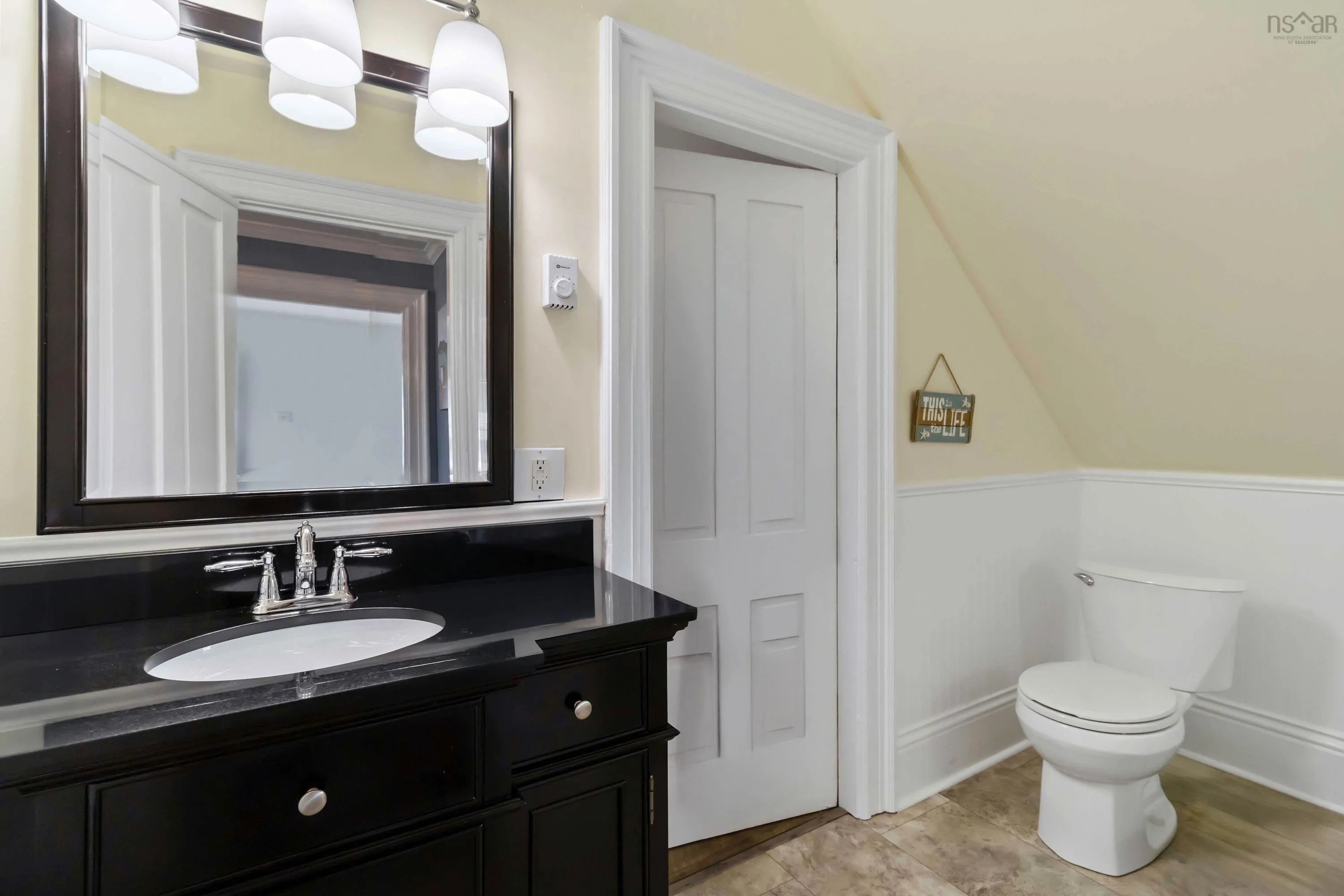85 Church Street, Liverpool, NS B0T 1K0, 3 Bedrooms Bedrooms, ,2 BathroomsBathrooms,Residential,For Sale,Church,202519152