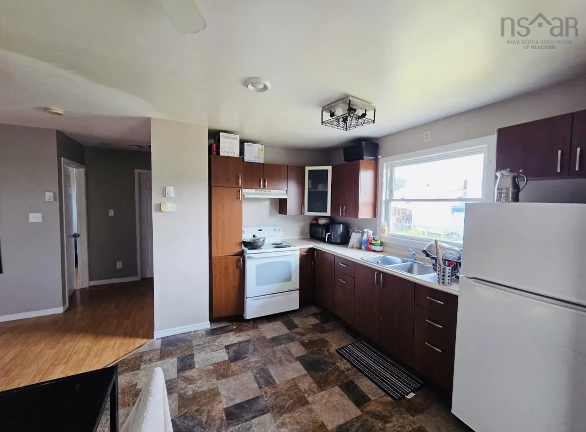29 Roost Street, Glace Bay, NS B1A 5K1, ,Residential Income,For Sale,Roost,202521398