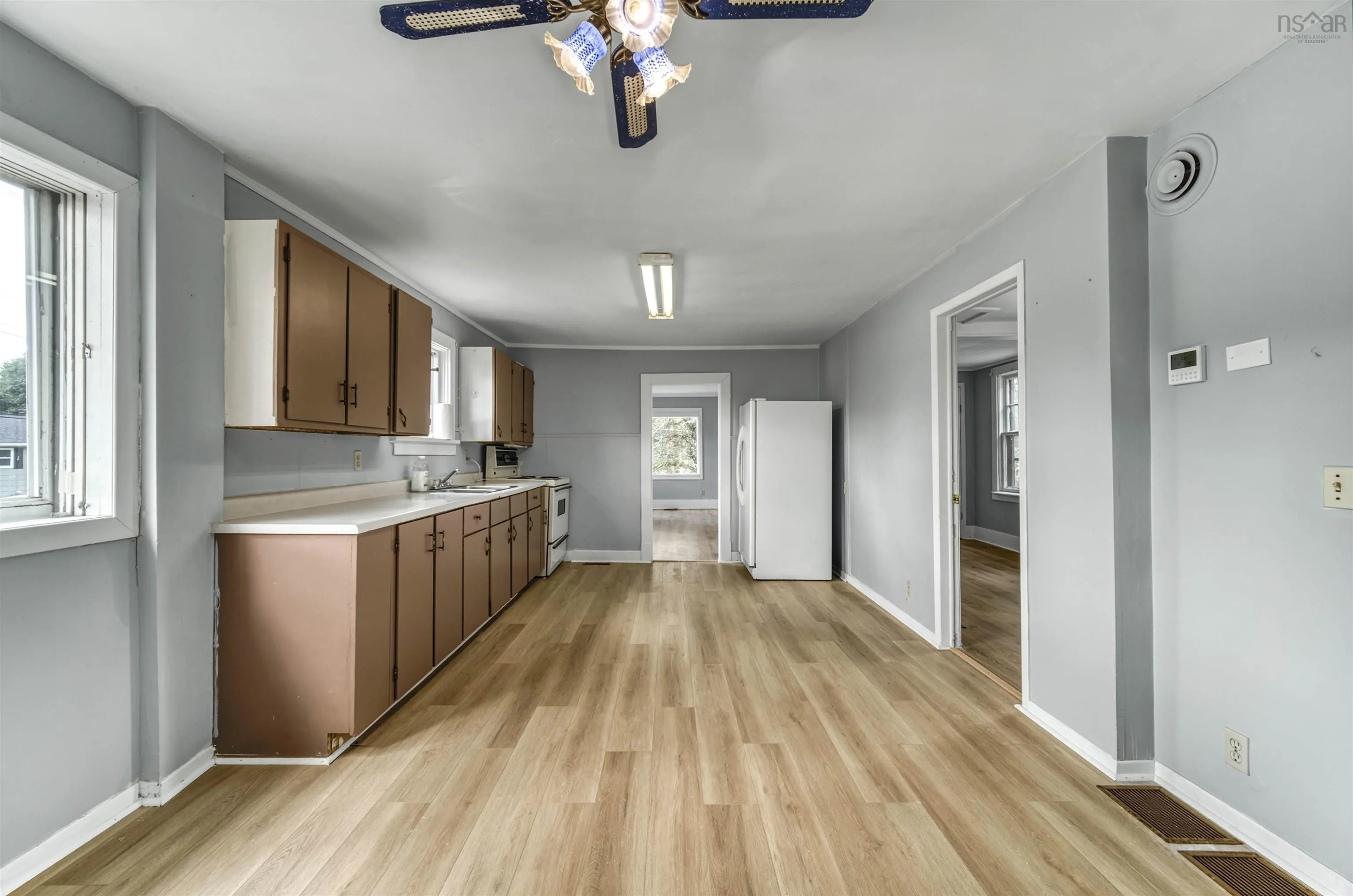 Salter Avenue, Truro, NS B2N 1A5, 4 Bedrooms Bedrooms, ,Residential Income,For Sale,Salter,202521636