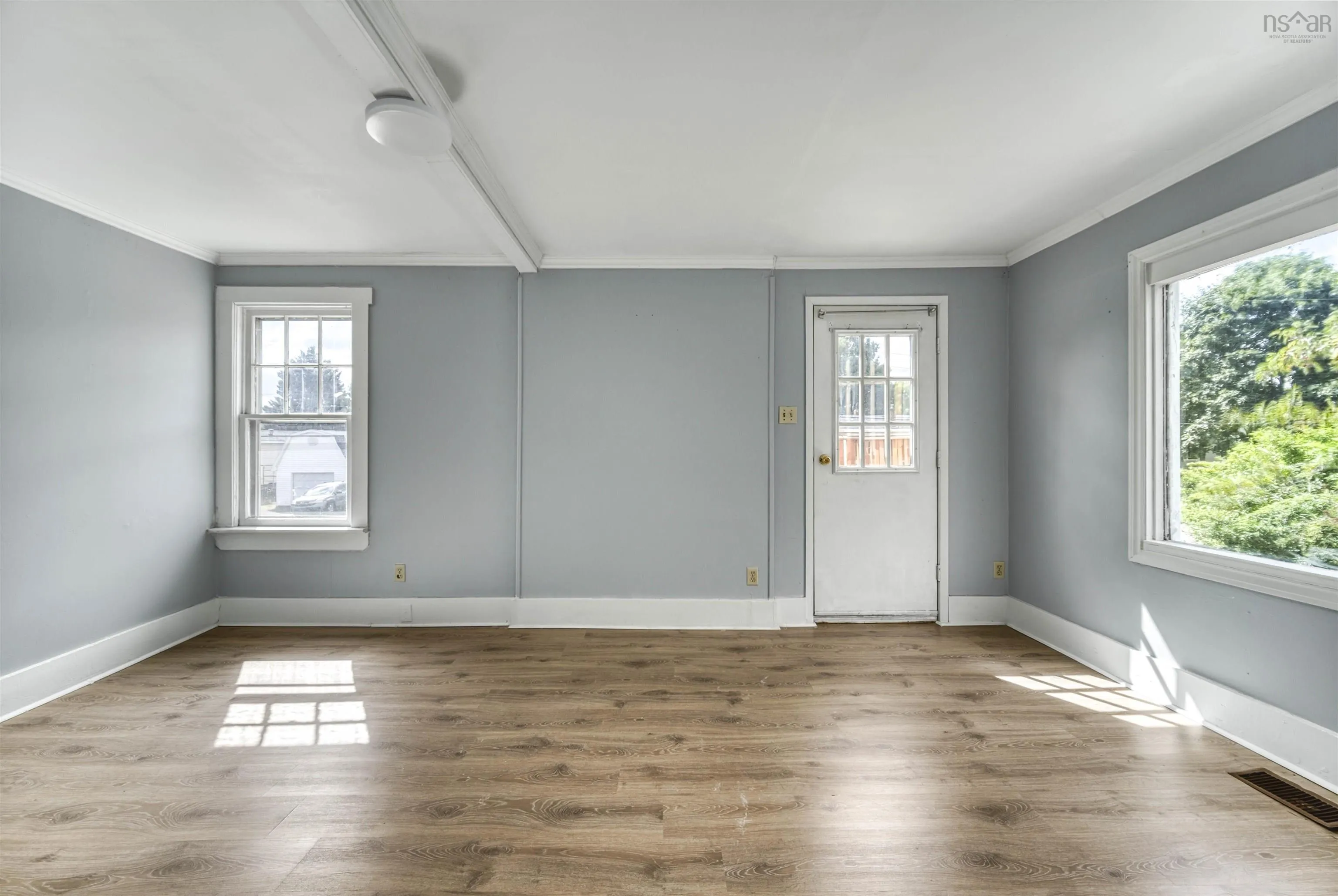 Salter Avenue, Truro, NS B2N 1A5, 4 Bedrooms Bedrooms, ,Residential Income,For Sale,Salter,202521636