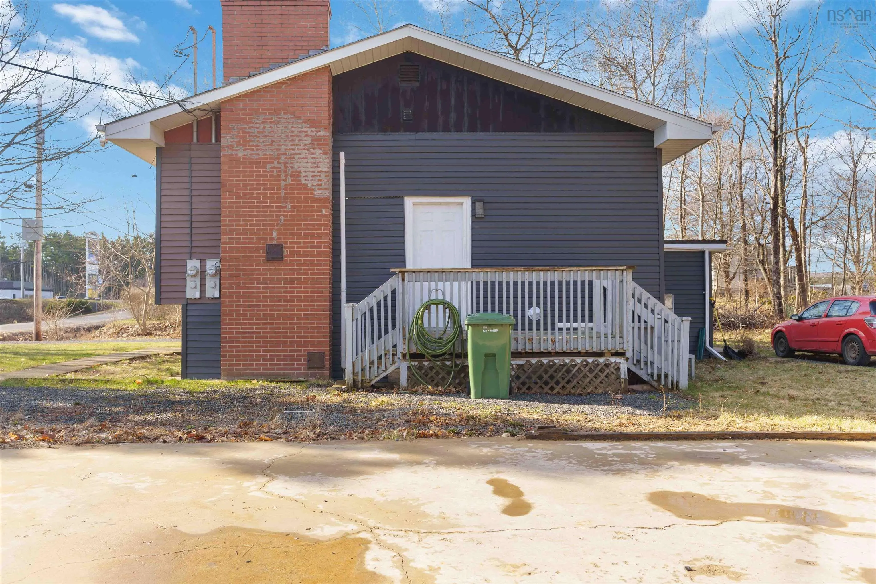 1586 Webster Street, Coldbrook, NS B4R 1A2, 5 Bedrooms Bedrooms, ,2 BathroomsBathrooms,Residential,For Sale,Webster,202522439