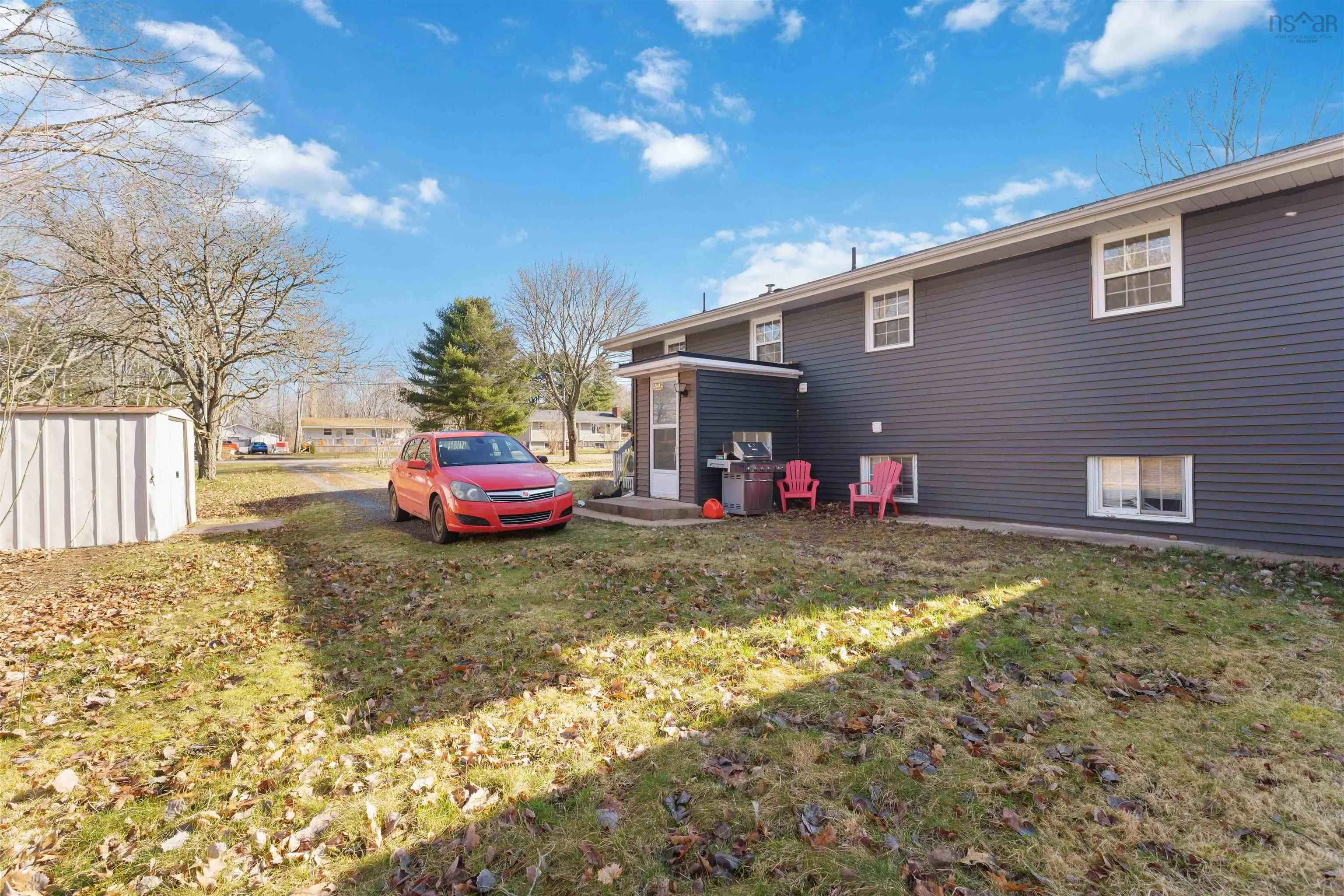 1586 Webster Street, Coldbrook, NS B4R 1A2, 5 Bedrooms Bedrooms, ,2 BathroomsBathrooms,Residential,For Sale,Webster,202522439