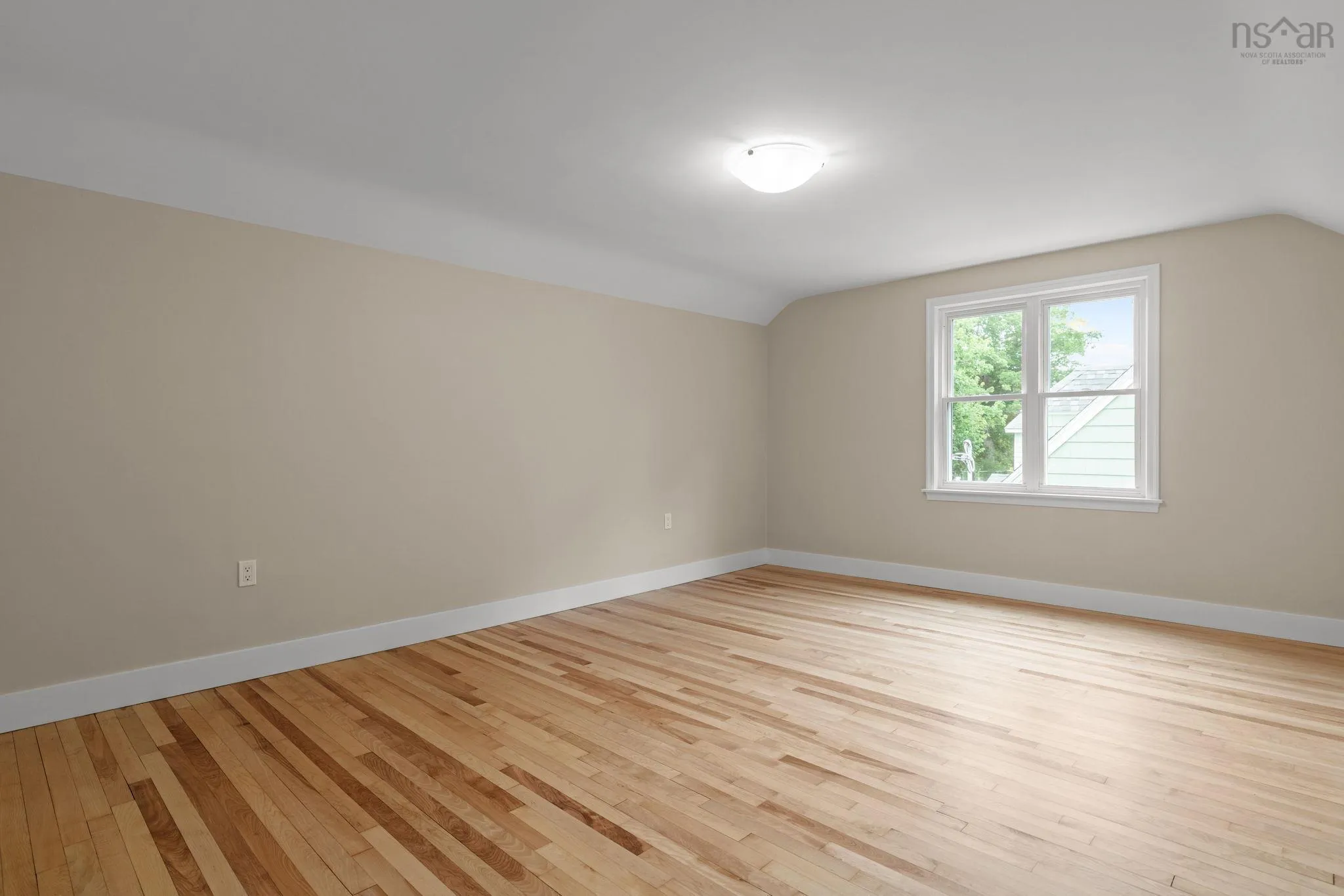 6165 Inglis Street, Halifax, NS B3H 1L6, 4 Bedrooms Bedrooms, ,3 BathroomsBathrooms,Residential,For Sale,Inglis,202519384