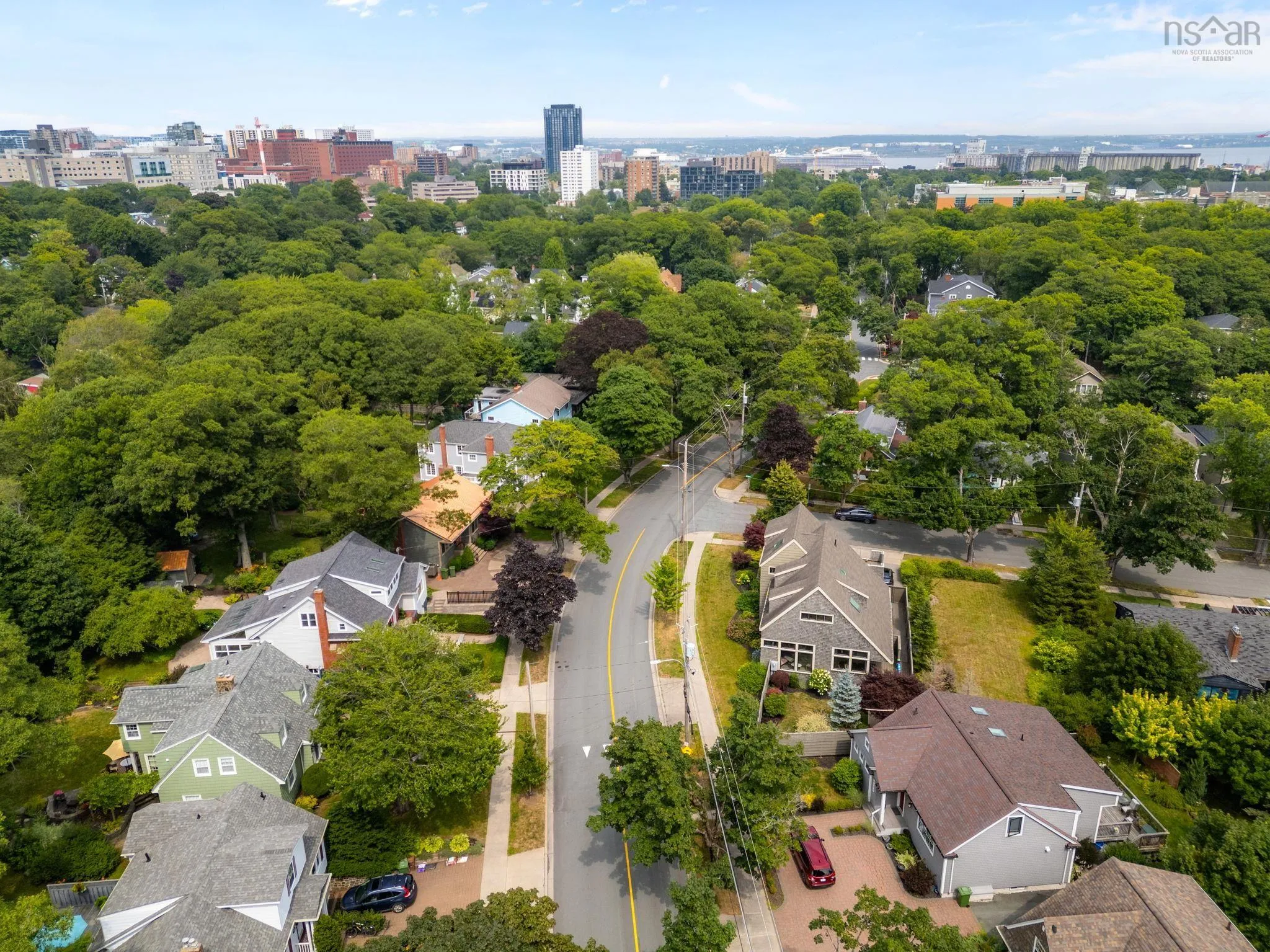 6165 Inglis Street, Halifax, NS B3H 1L6, 4 Bedrooms Bedrooms, ,3 BathroomsBathrooms,Residential,For Sale,Inglis,202519384