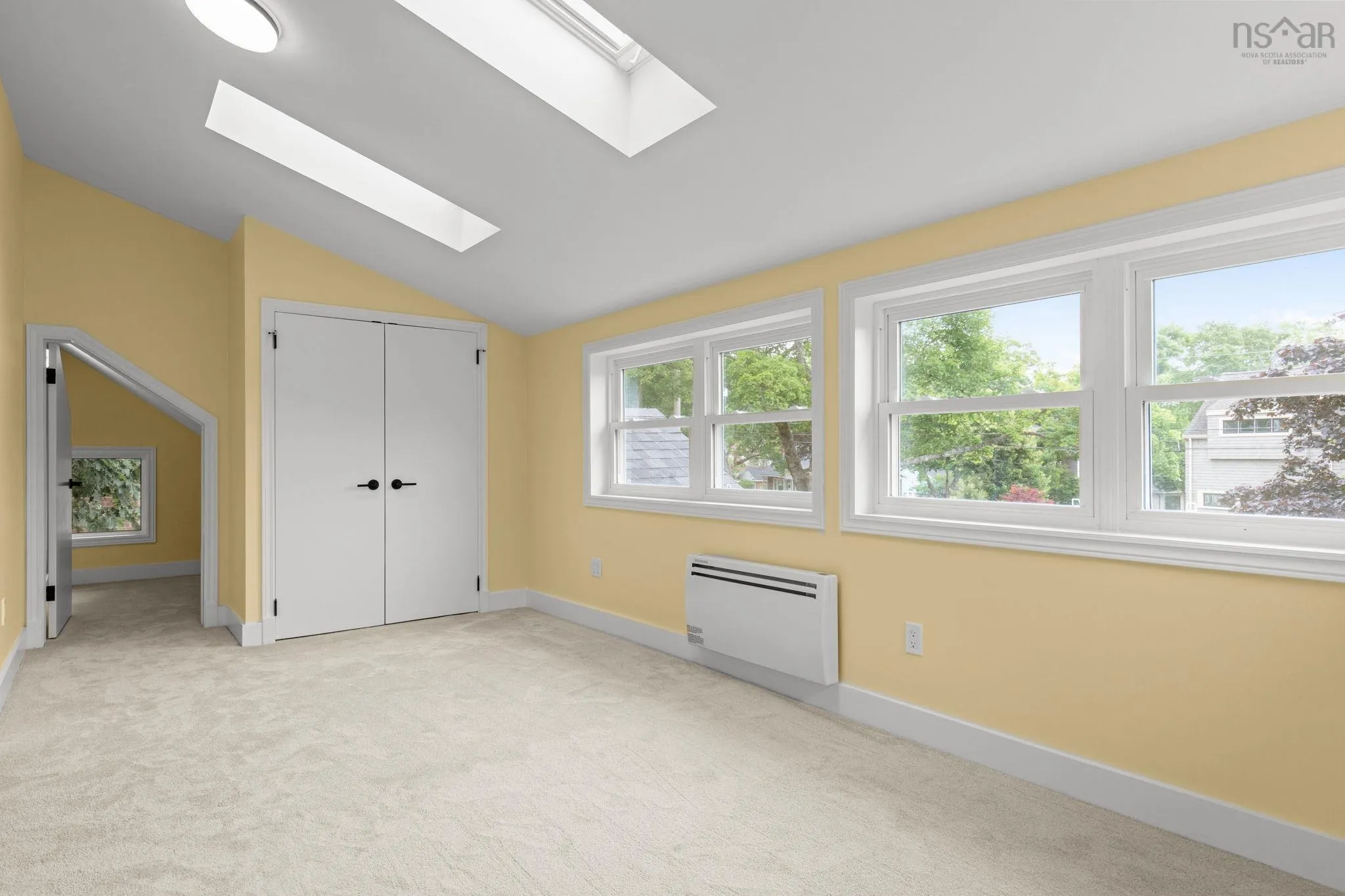 6165 Inglis Street, Halifax, NS B3H 1L6, 4 Bedrooms Bedrooms, ,3 BathroomsBathrooms,Residential,For Sale,Inglis,202519384