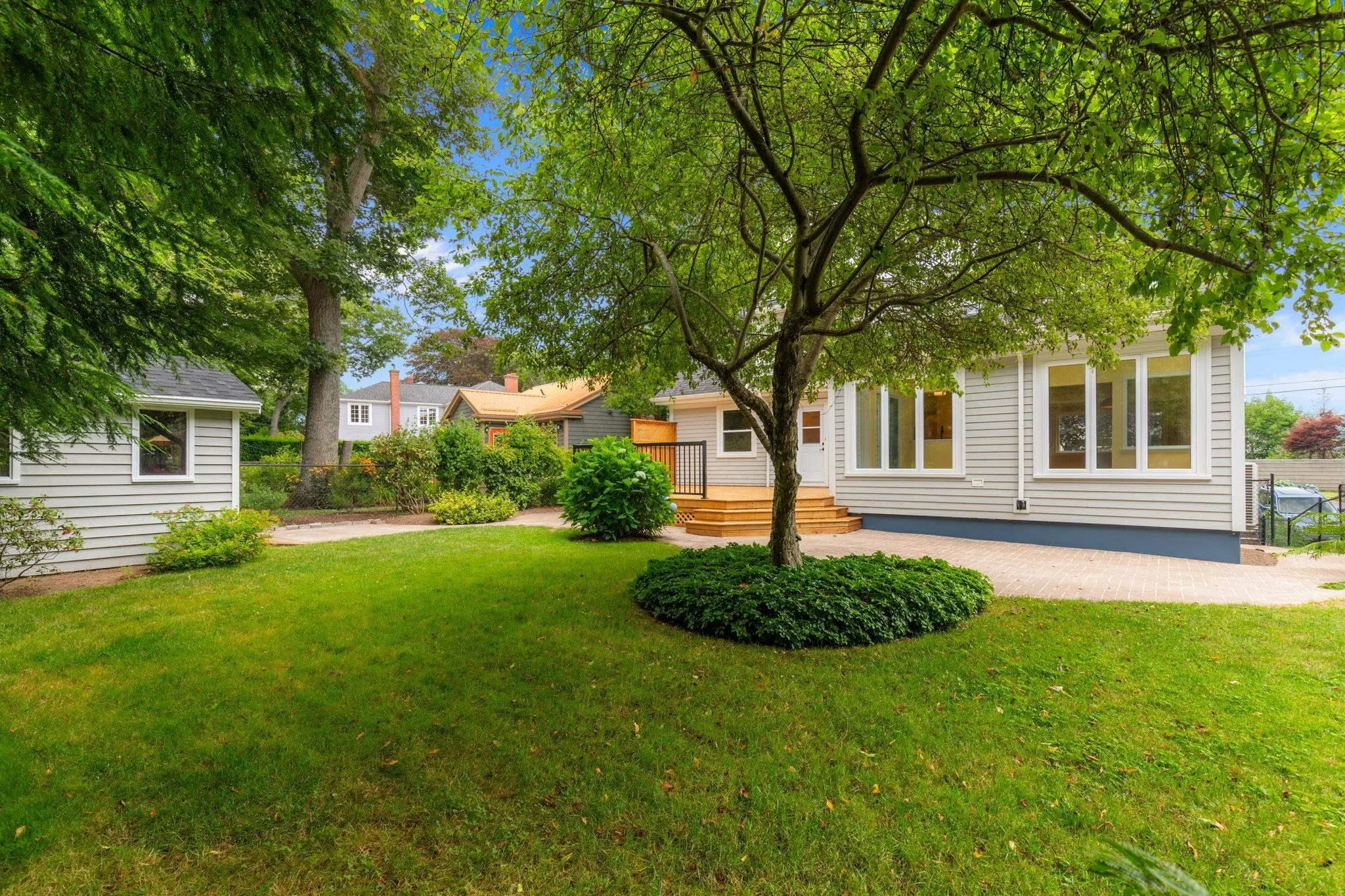 6165 Inglis Street, Halifax, NS B3H 1L6, 4 Bedrooms Bedrooms, ,3 BathroomsBathrooms,Residential,For Sale,Inglis,202519384