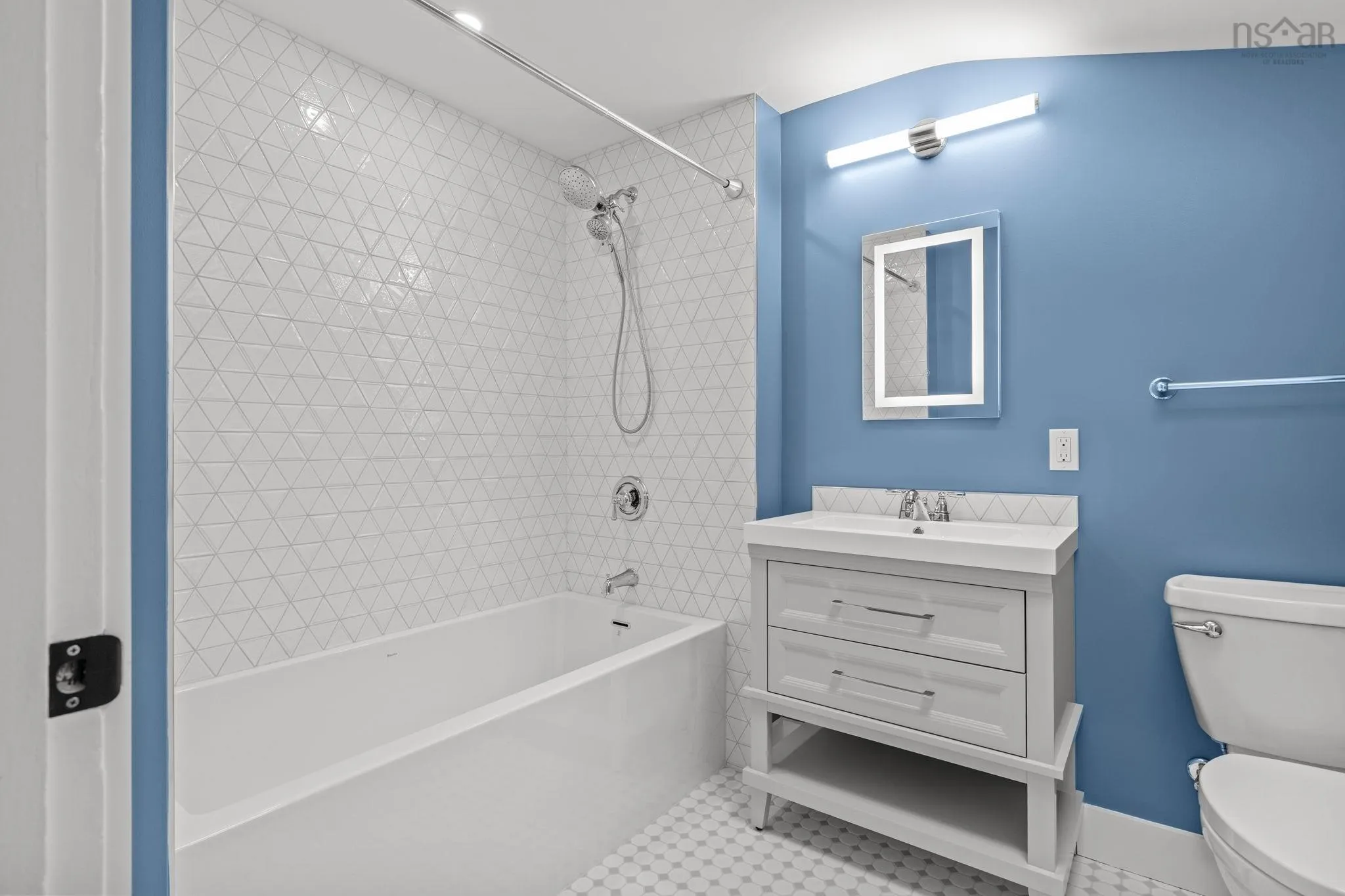 6165 Inglis Street, Halifax, NS B3H 1L6, 4 Bedrooms Bedrooms, ,3 BathroomsBathrooms,Residential,For Sale,Inglis,202519384