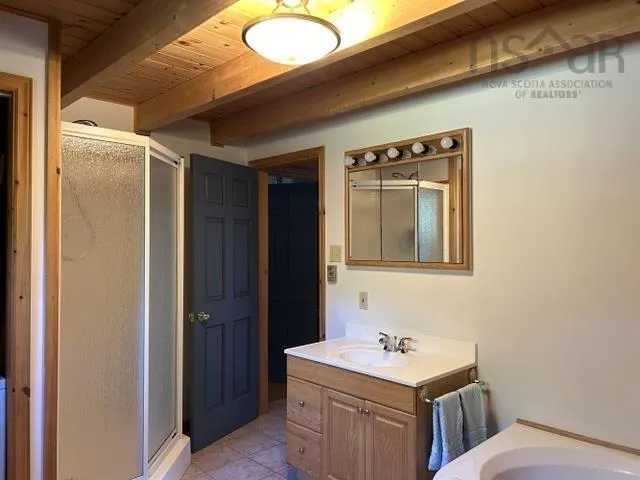 78 Green Island Road, Lower Ohio Ns B0t 1w0, 3 Bedrooms Bedrooms, ,2 BathroomsBathrooms,Residential,For Sale,Green Island,202420928