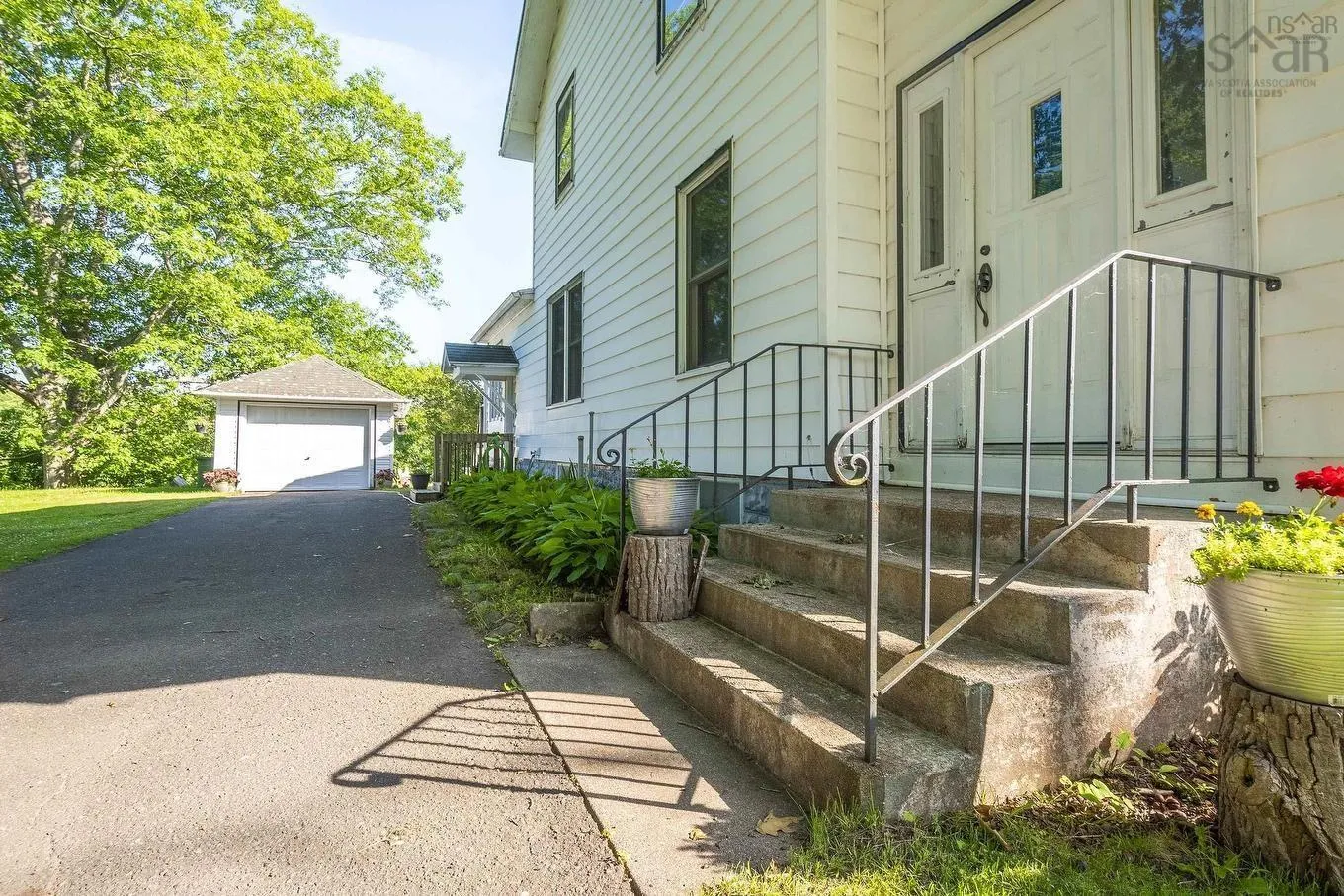 68 Connaught Avenue, Middleton, NS B0S 1P0, 4 Bedrooms Bedrooms, ,2 BathroomsBathrooms,Residential,For Sale,Connaught,202520219